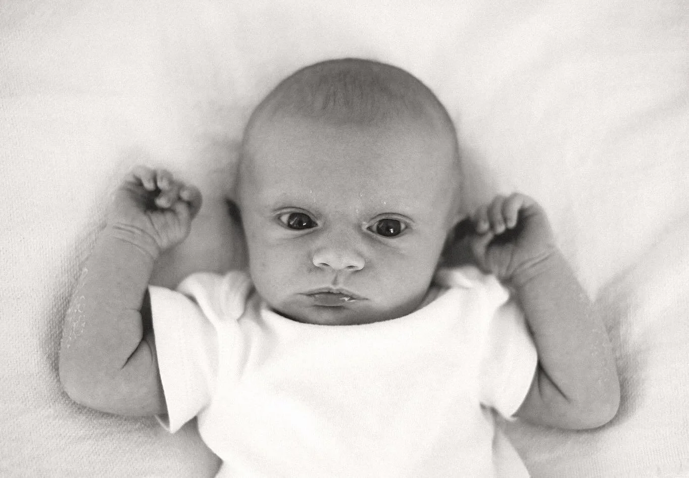 Those first few days blur by in a haze of cuddles, tiny yawns, and that newborn scent you wish you could bottle. You think you&rsquo;ll remember every detail but time has a sneaky way of moving on. ✨

Newborn sessions aren&rsquo;t just photos. They&r