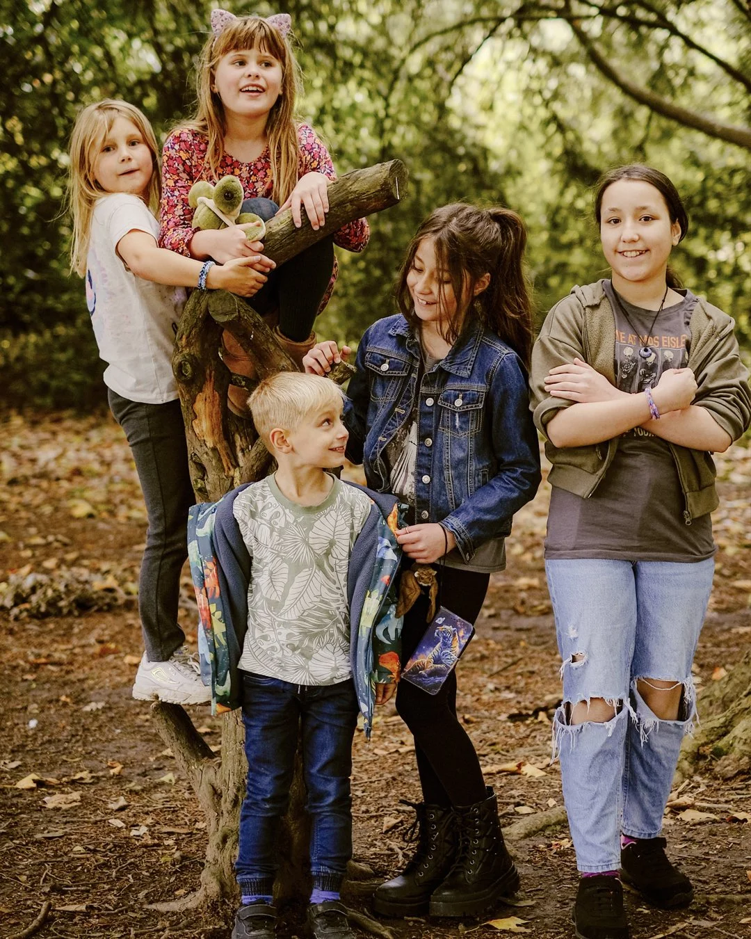 Most people think they need a &ldquo;special reason&rdquo; for photos.�But the truth is ordinary days disappear the fastest.
One day this chaos, noise and mess will feel very quiet.�Photos don&rsquo;t freeze time.�They remind you how it felt to live 