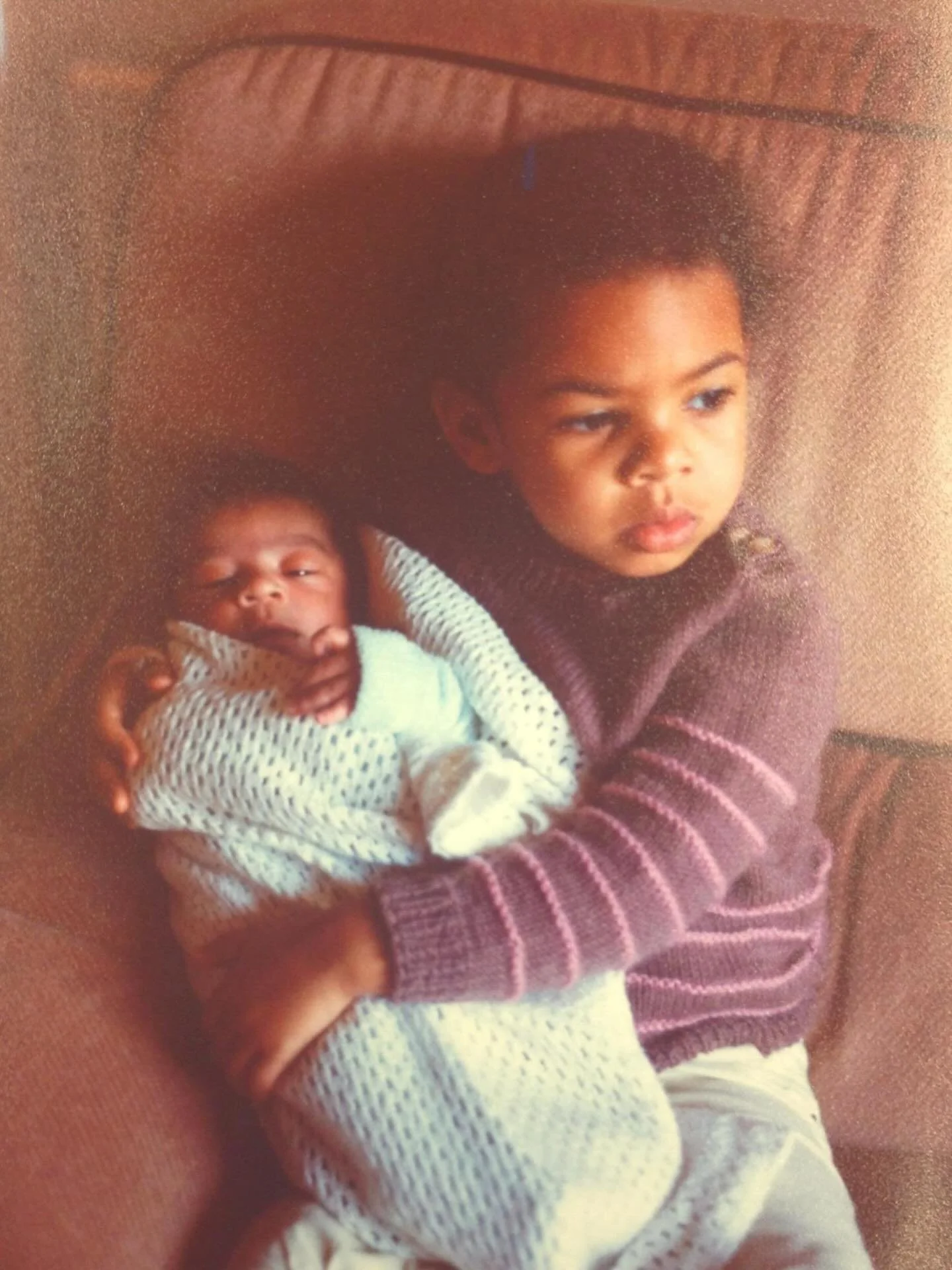 This is the girl who writes the captions, takes the photos, edits the photos, sends the quotes, answers the emails, runs the marketing, manages the studio and keeps the contracts in check.

This is the girl who makes children, families, small busines