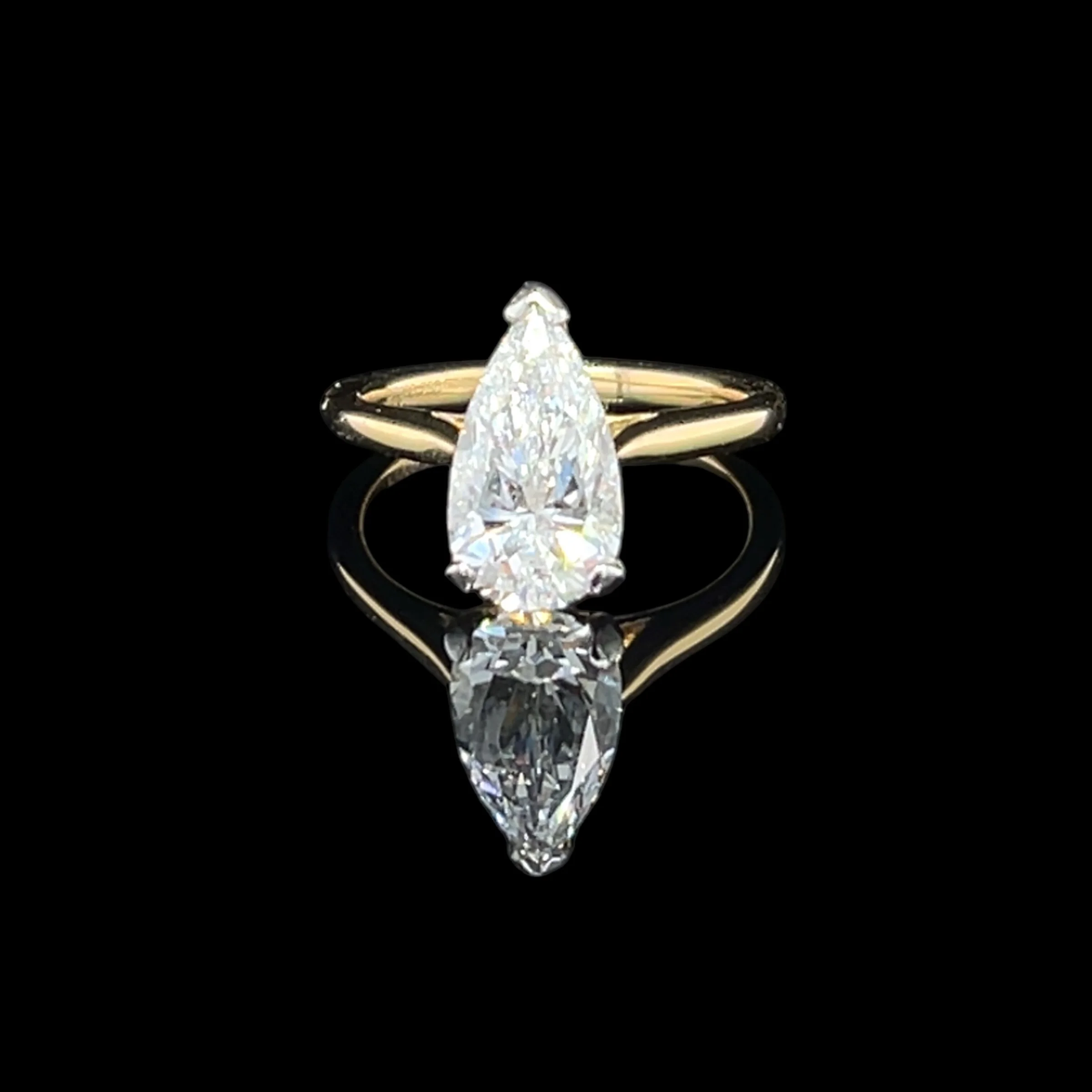 SIMM5704 18Y&Plat 2.47ct Lab Grown Pear Shaped Diamond Ring.jpeg