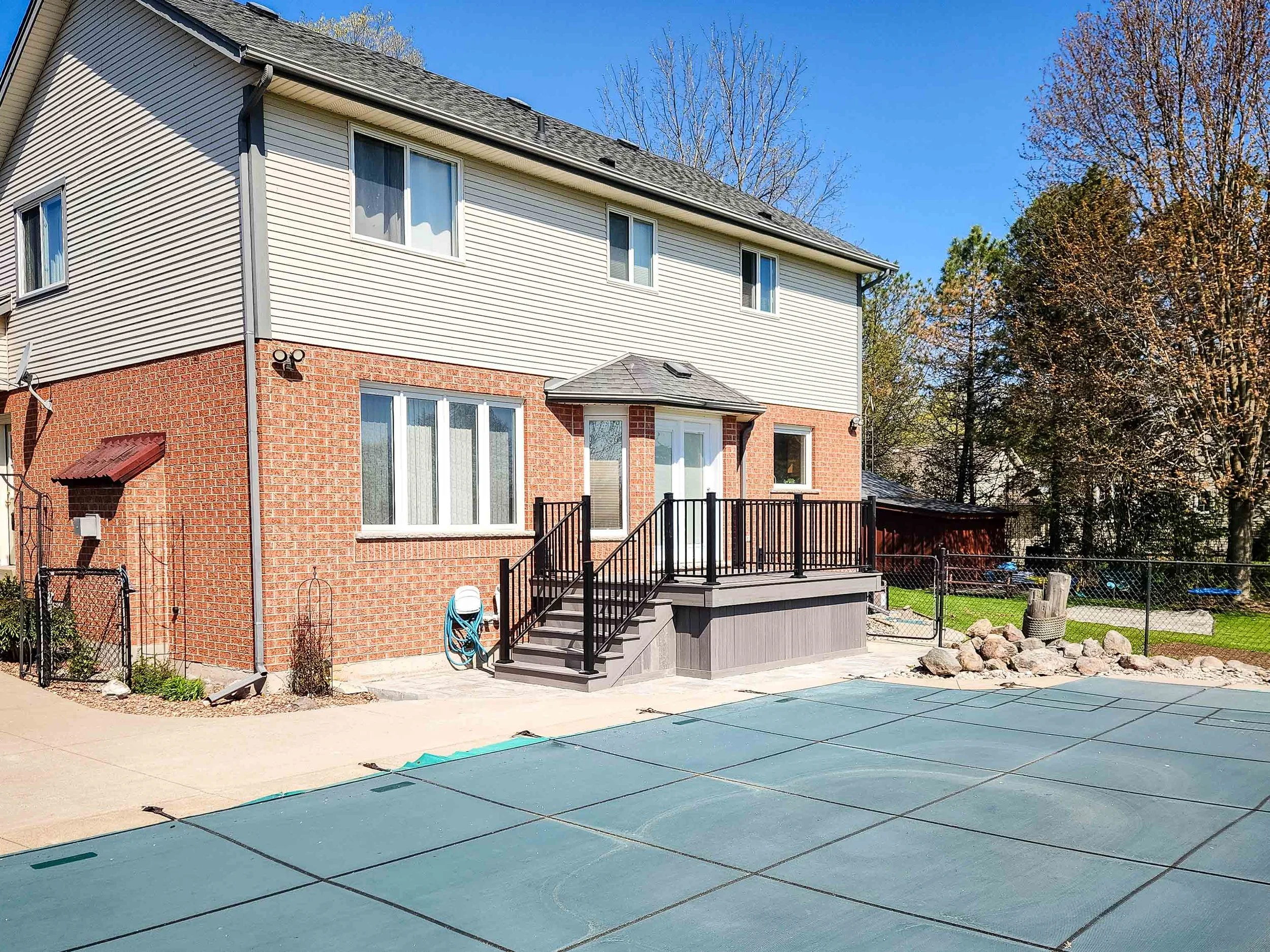 COMPOSITE BACK PORCH