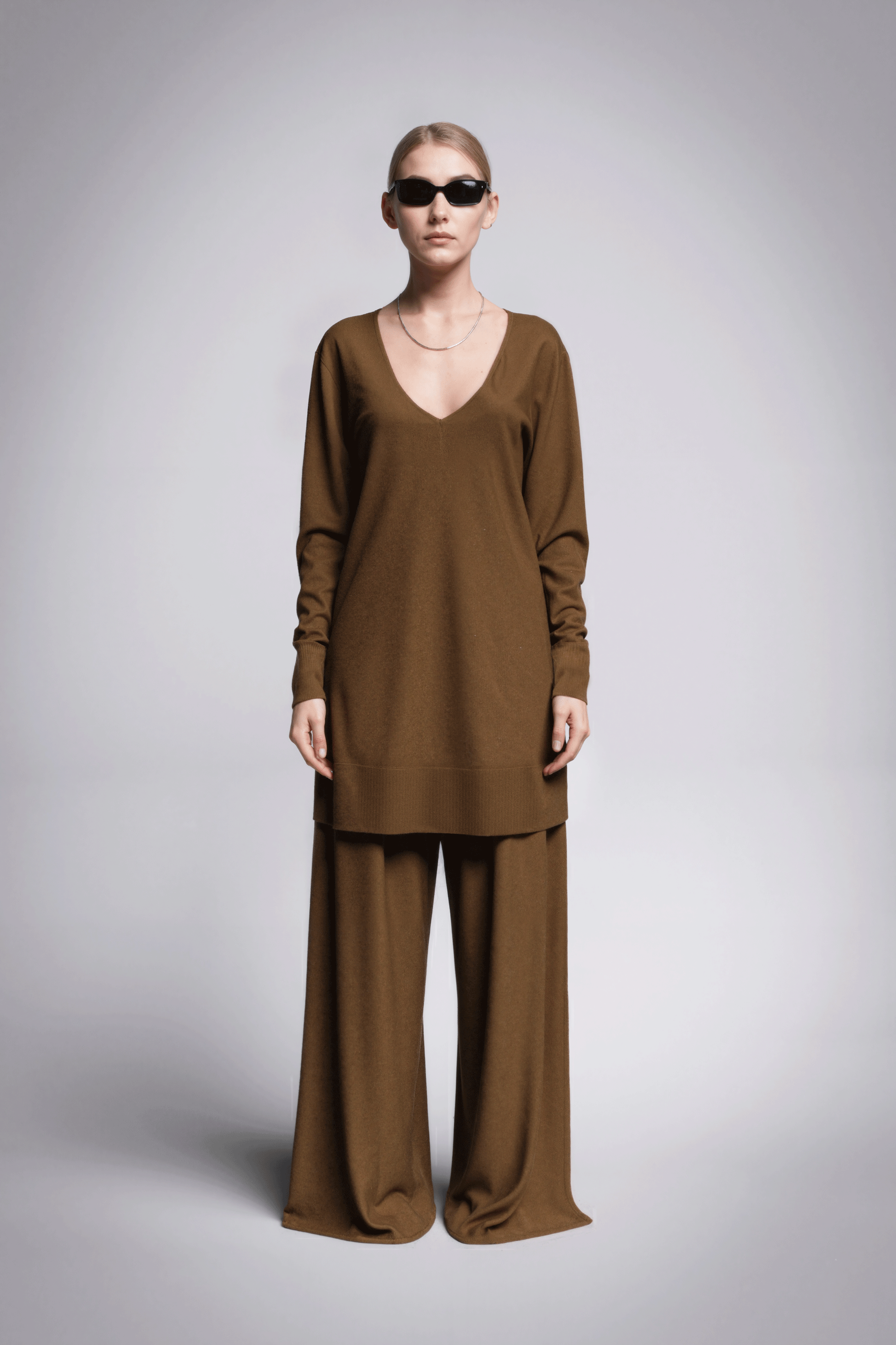 Outfit-05-HD-brown.png