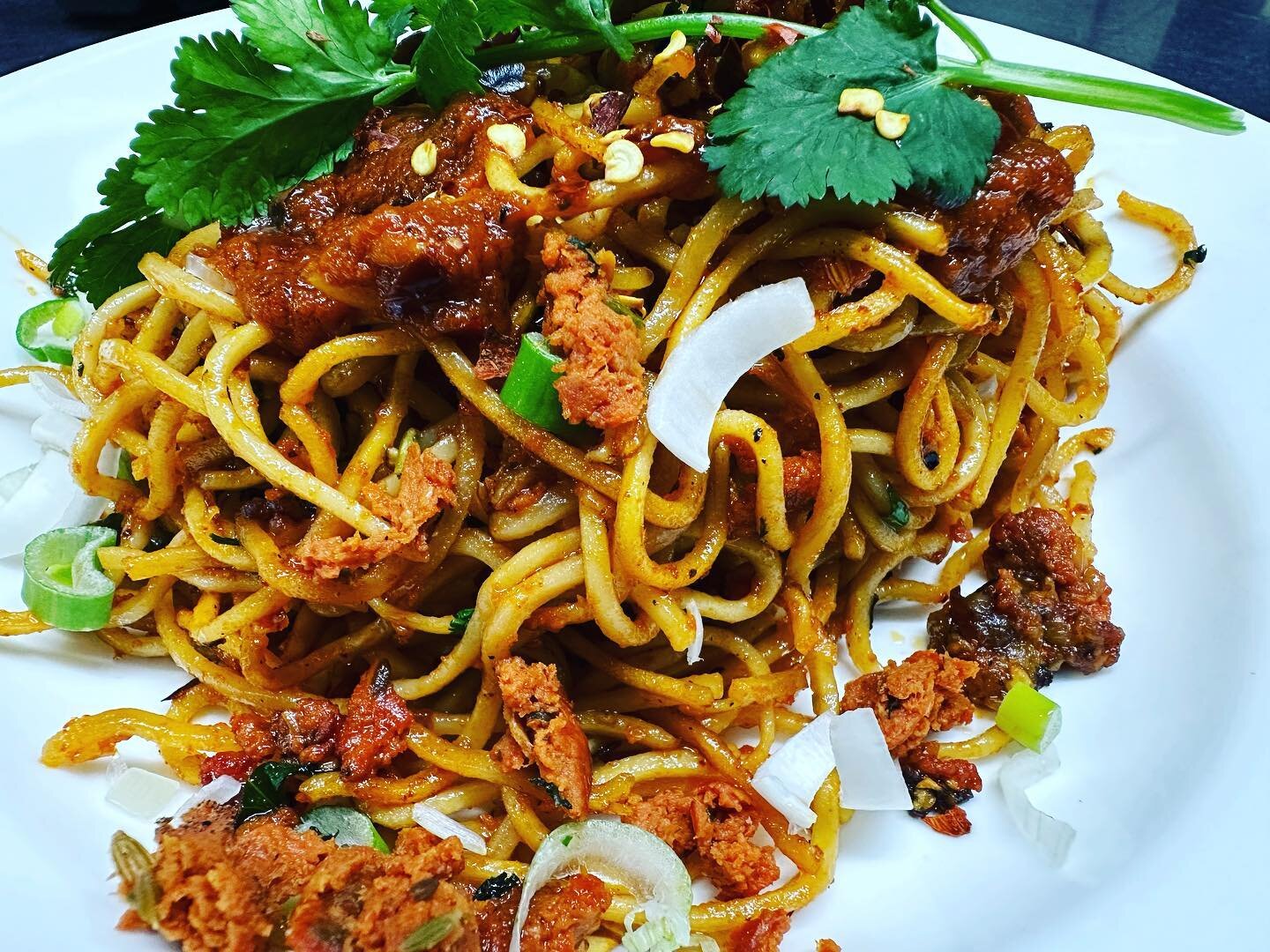 Spaghetti a la Seekh Kebab! What next!! #indianfusionfood #londonindianfood #visitlondon #visitbritain #indianfood #indianrestaurant #indianrestaurantlondon #londonfood #londonfoodie #secretlondon