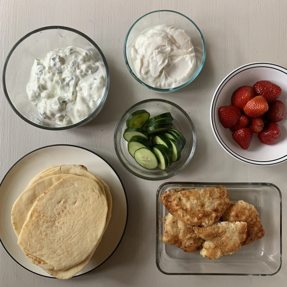 Breaded Chicken Tzatziki with Naan