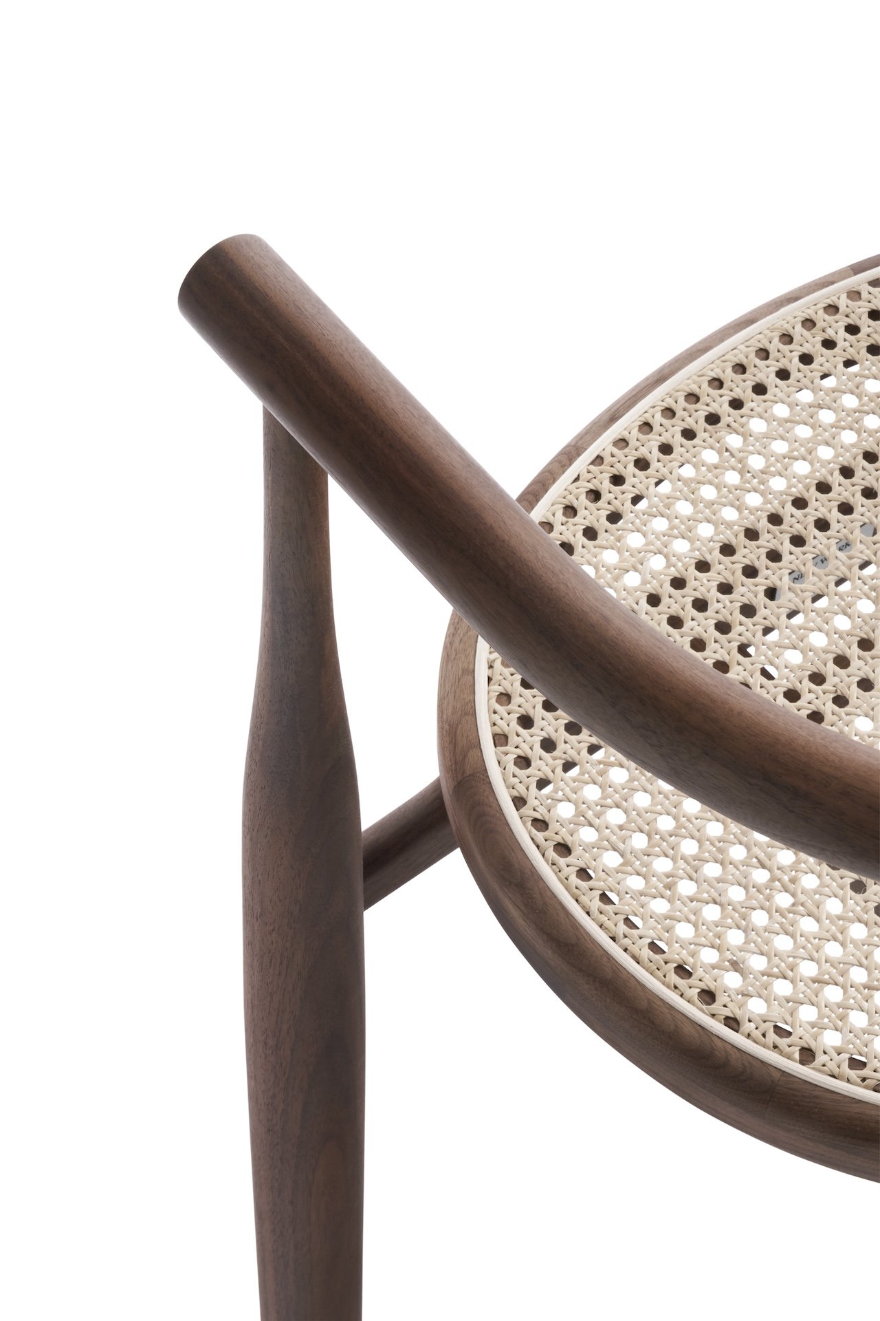 New_Works_Packshot_Bukowski_Walnut_Detail_2.jpg