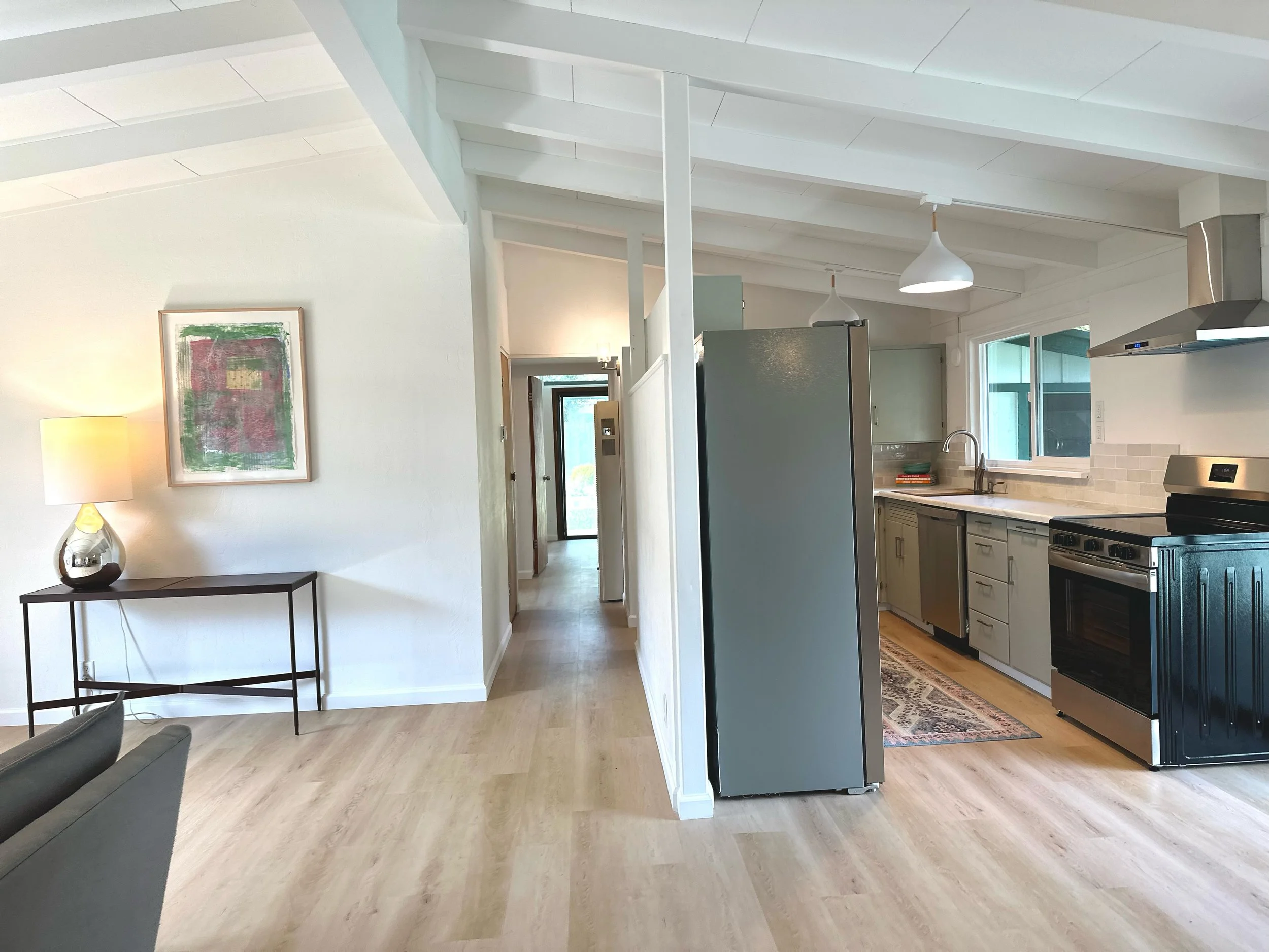 10-kitchen_1a.jpg