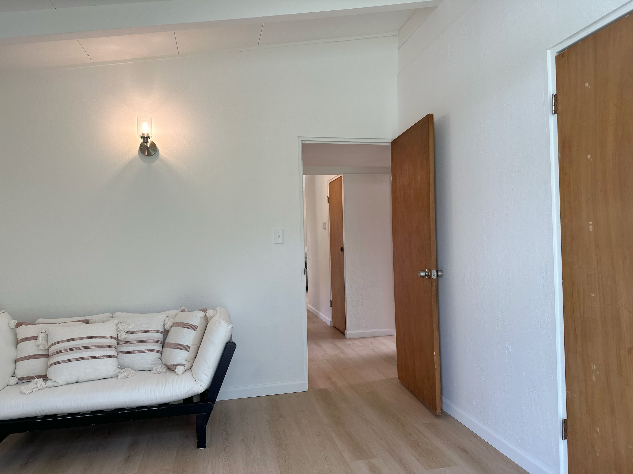 18-bedroom3_2.jpg