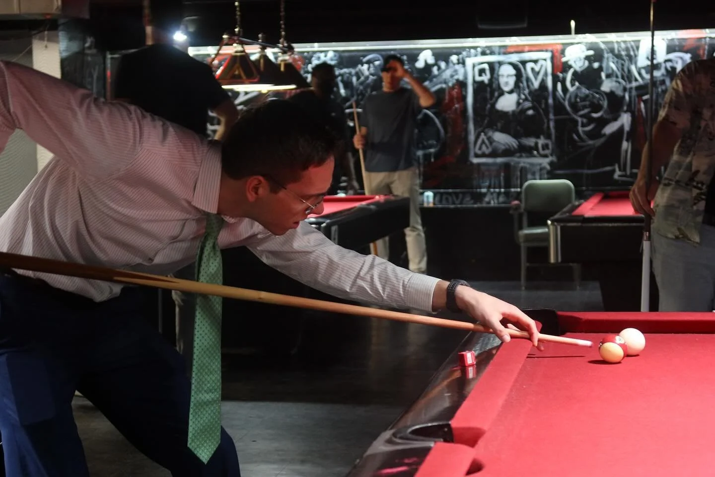 Leave the work in the office and gather the team for a happy hour or celebration of any kind! Use the link in our bio to book events!🏓🎱 

&bull;
&bull;
&bull;
#nycbar #livejazz #livejazznyc #nycjazz #nycjazzscene #billiards #pingpong #shuffleboard 