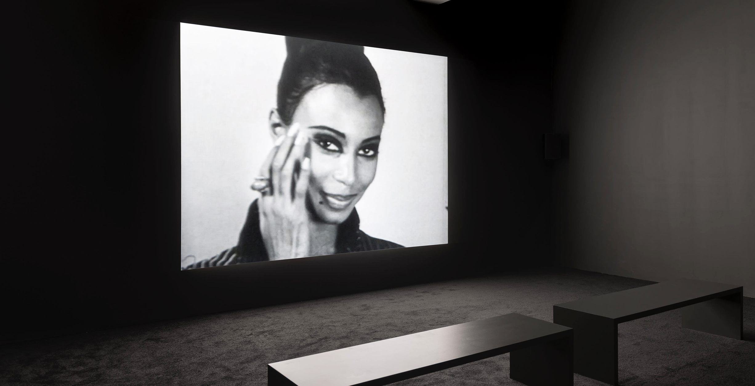 Benches for the exhibition of Nan Goldin "Memory Lost", Marian Goodman, New York, 2021 