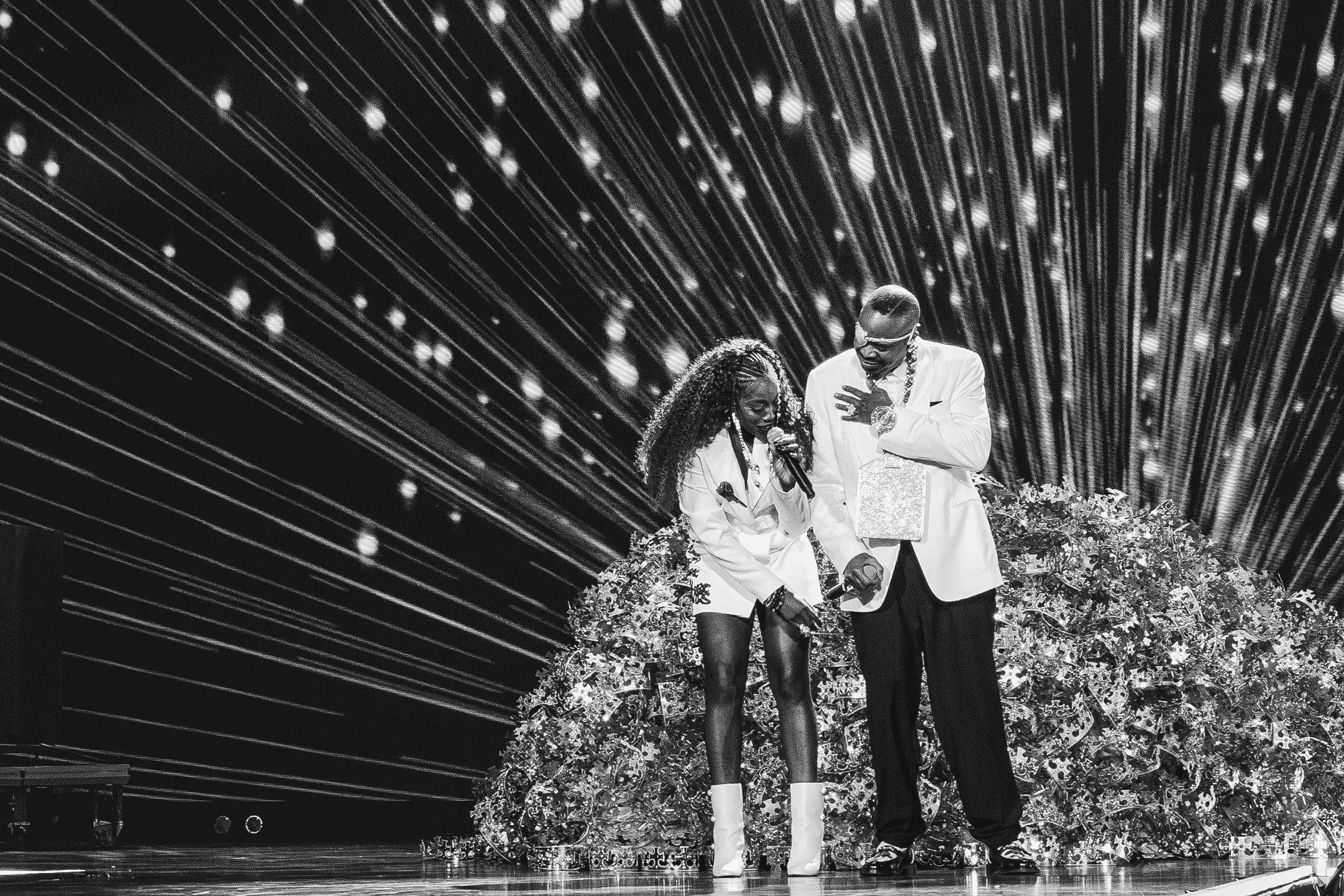 Slick-Rick-Estelle-Mobo-Awards-Show-Design-By-Studio.jpg