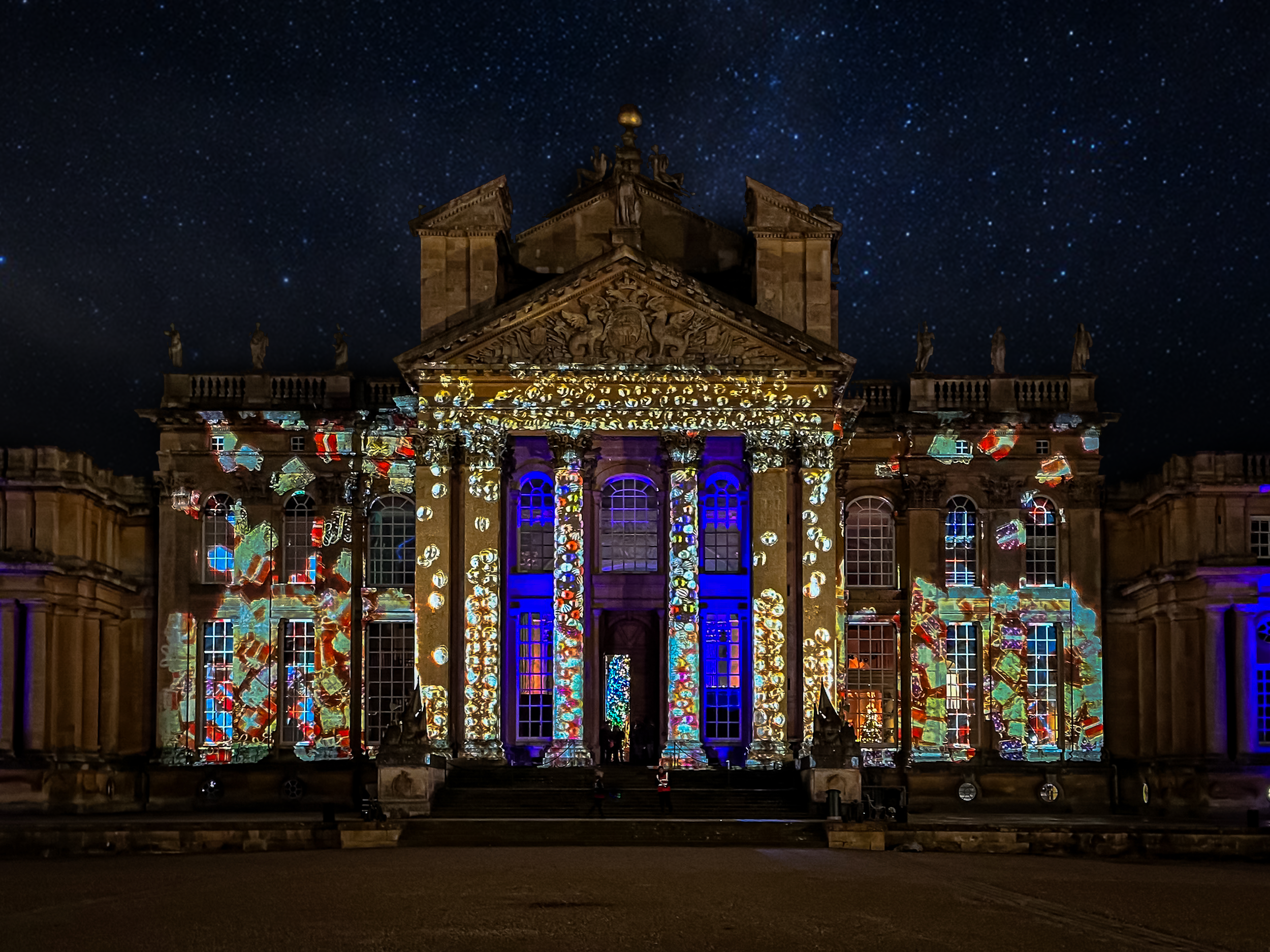 Blenheim-Palace-Projection-Design-by-STUDIO/.png