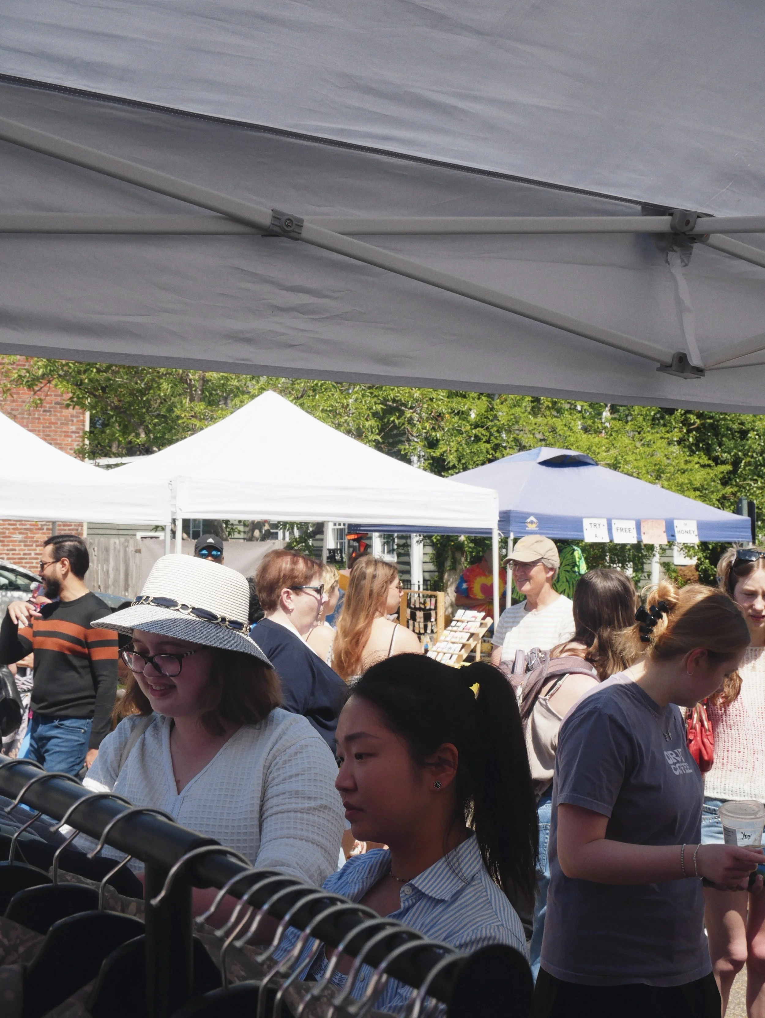 Come say hey at the Millstone Market today from 4-7PM in Waller Mill Park 😎☀️
