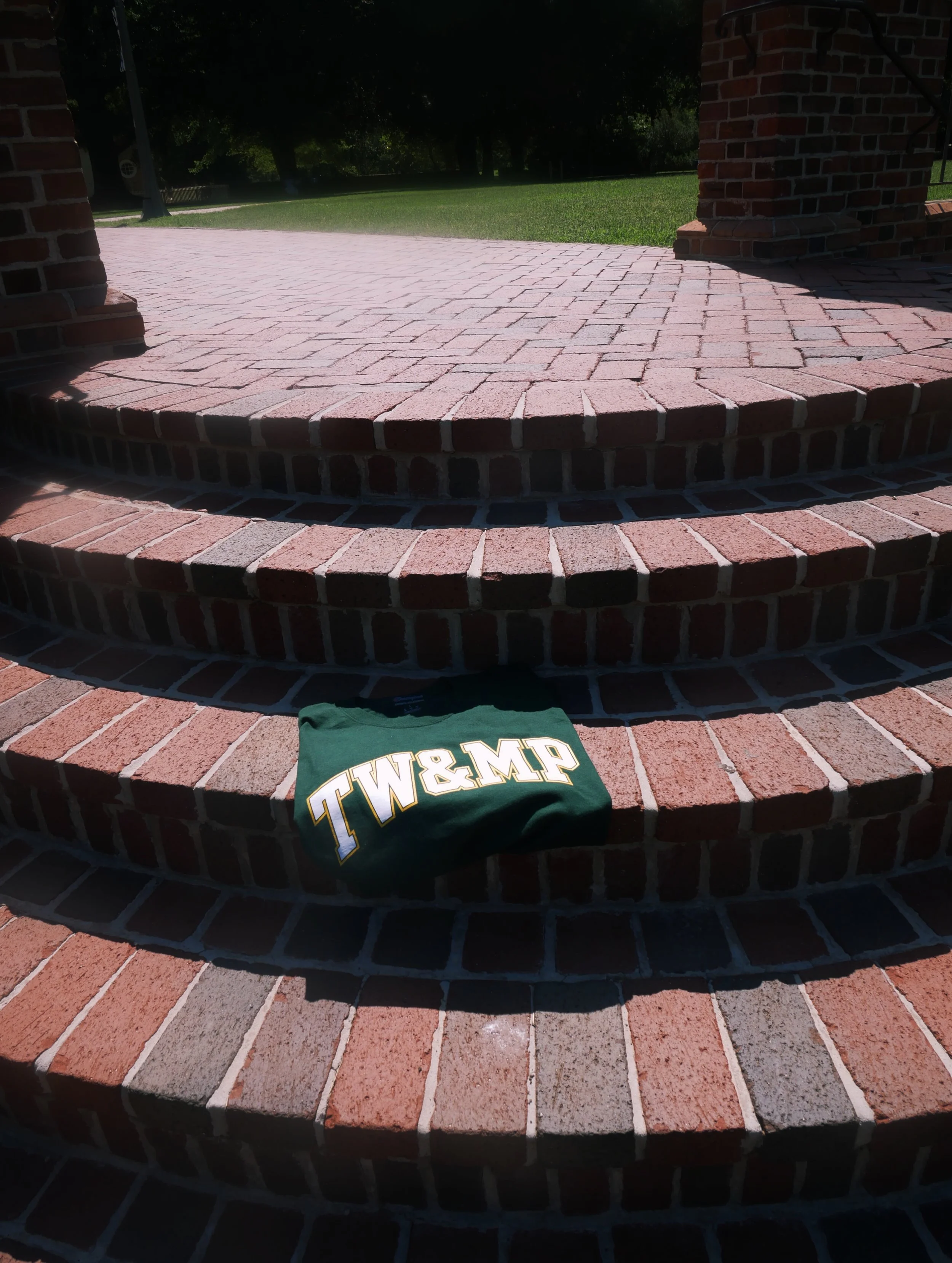 Happy Homecoming, TWAMPS! We might be biased, but you&rsquo;ve got some of the coolest merch around. 

@wmalumni