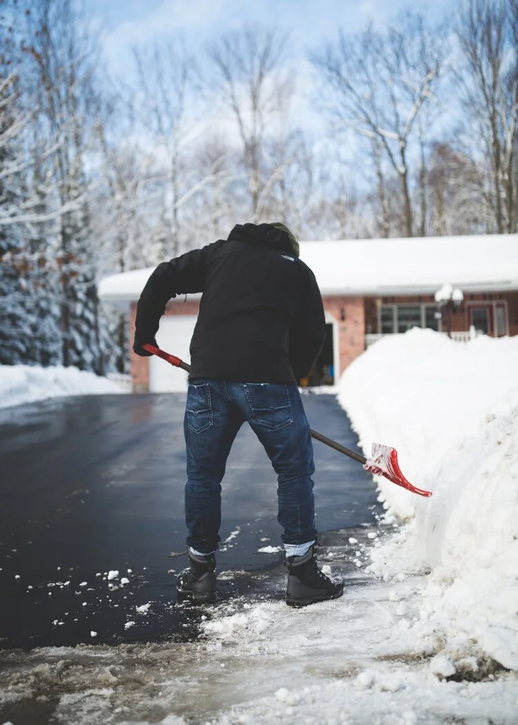 Prevent Back Injuries Related To Snow Cleanup