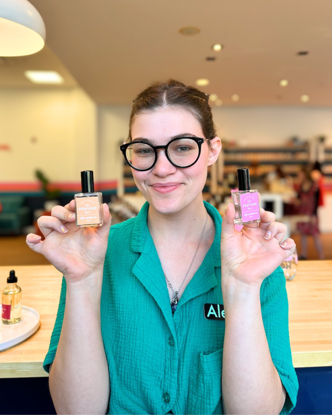 Looking for a unique experience or a fun way to treat yourself (or someone special)? At The Perfume Bar at Mix Candle Co, you can create your very own custom perfume!⁠
⁠
Our perfume-making experience lets you explore a wide range of fragrances, blend