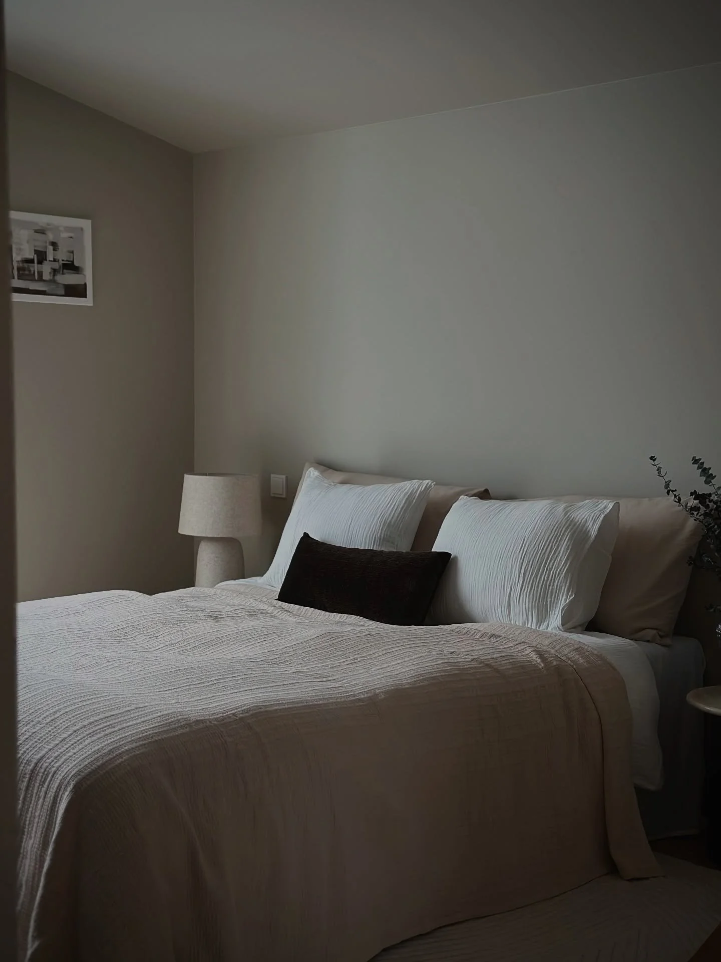 Fallega svefnherbergi 🤍🤎