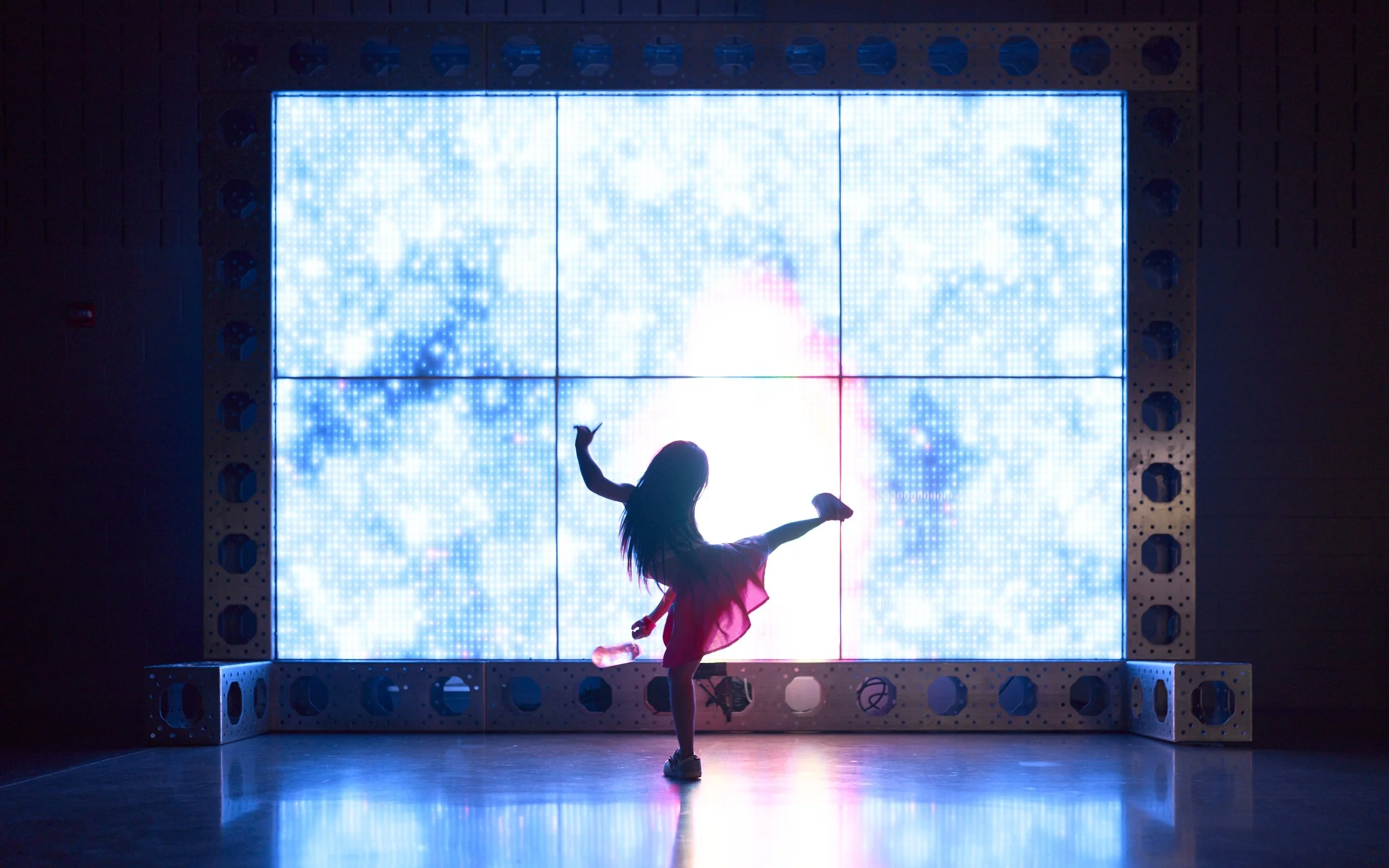 astracircus_full 4.jpg