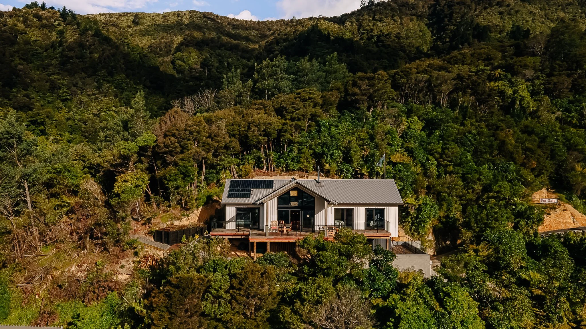 Solar‑Powered, Energy‑Efficient New Build in Picton
