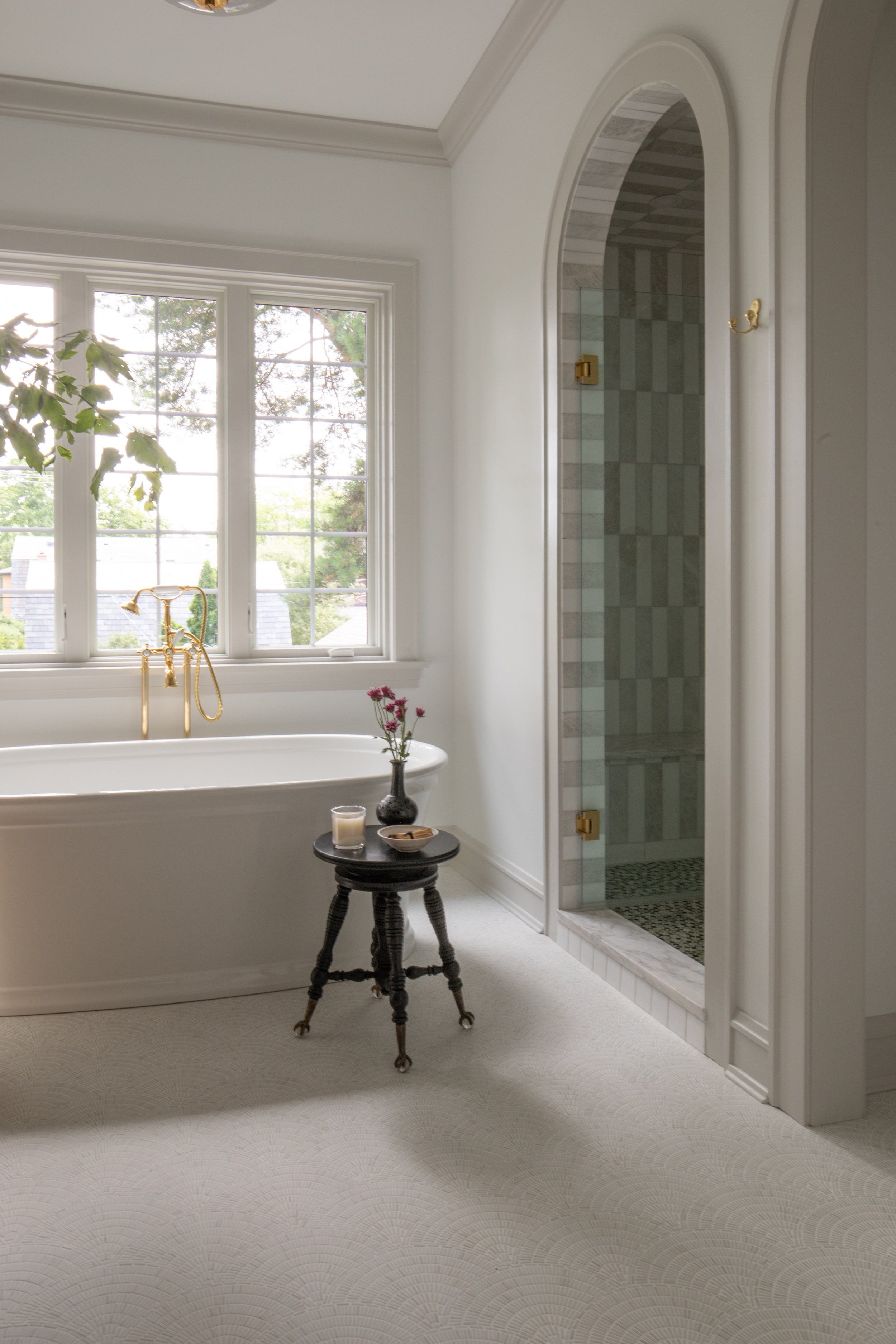 JCP_JoAnnaBaumInteriors_OakPark_Chicago_Interior Designer French Primary Bathroom-14.jpg
