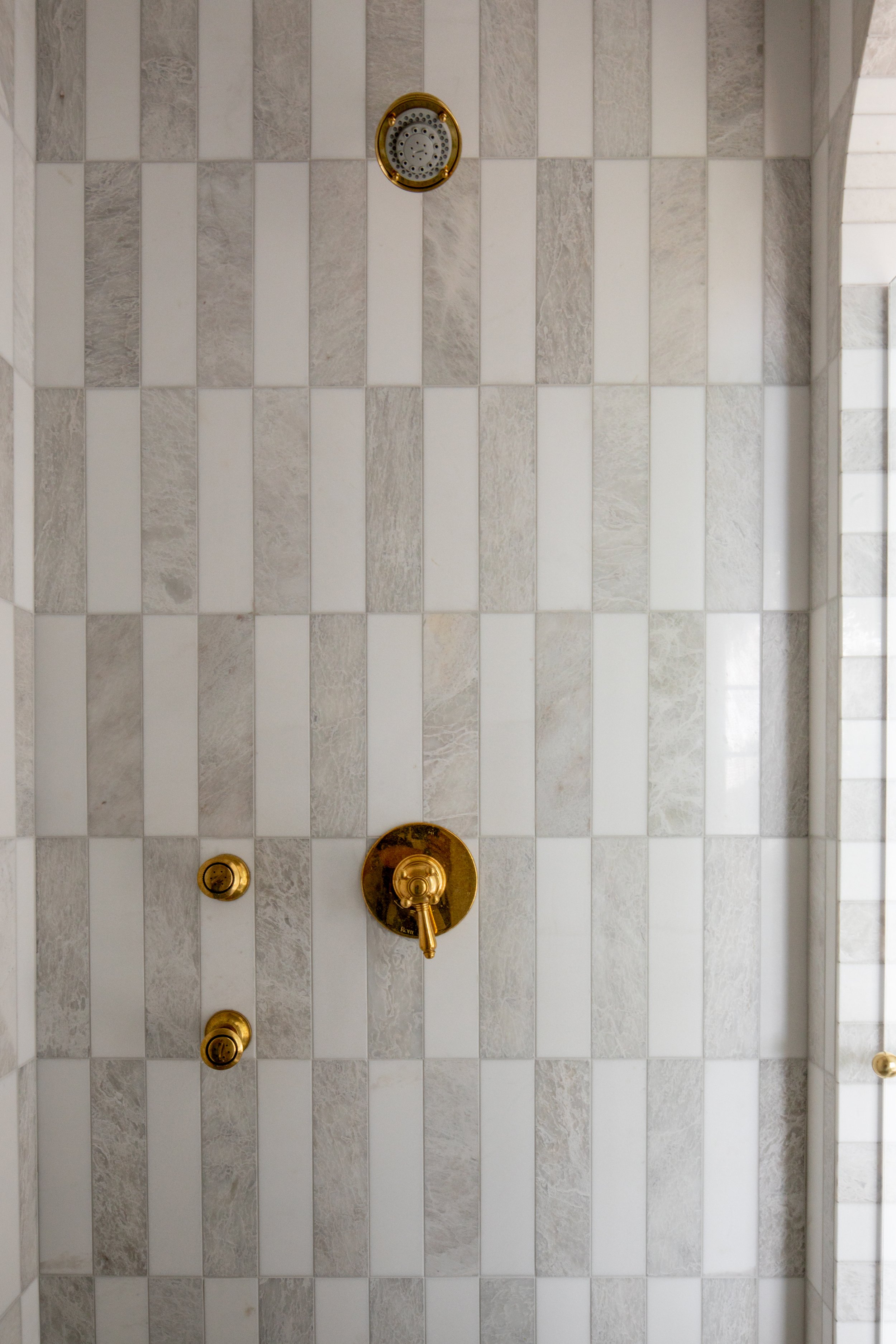 JCP_JoAnnaBaumInteriors_OakPark_Chicago_Interior Designer French Primary Bathroom-27.jpg
