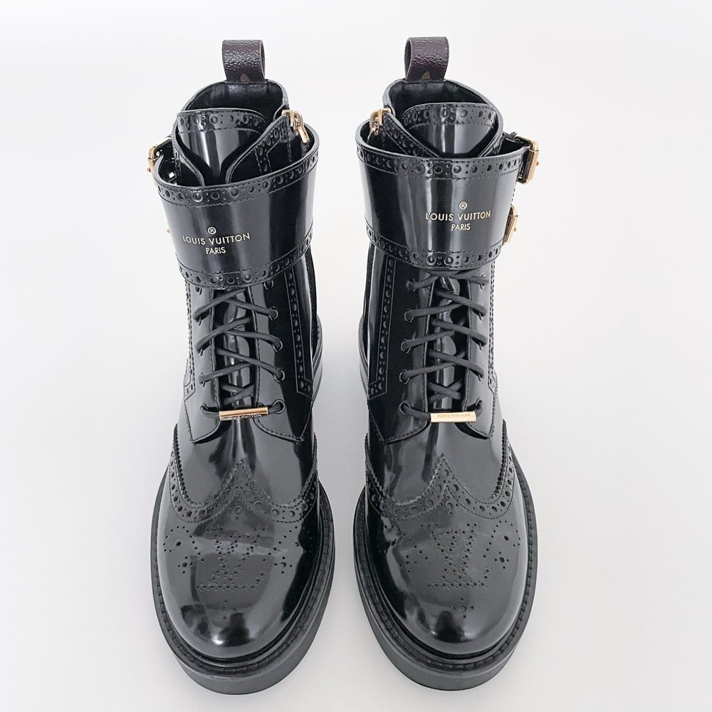 Louis Vuitton Midtown Ankle Boots Black EU 36 US 6 Combat Lace Up LV Logo  Patent