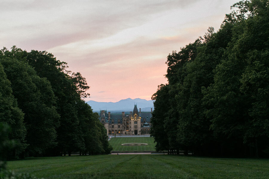 Sunset-View-from-Diana-at-Biltmore-Estate_Almond-Leaf-Studios_18.jpeg