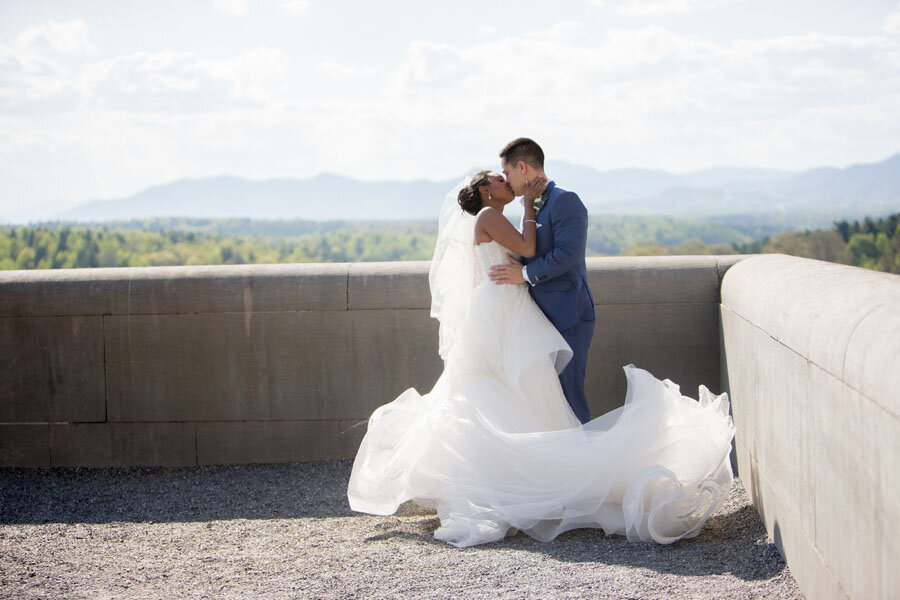 Bride-and-Groom-on-the-South-Terrace-at-Biltmore-Estate.jpeg