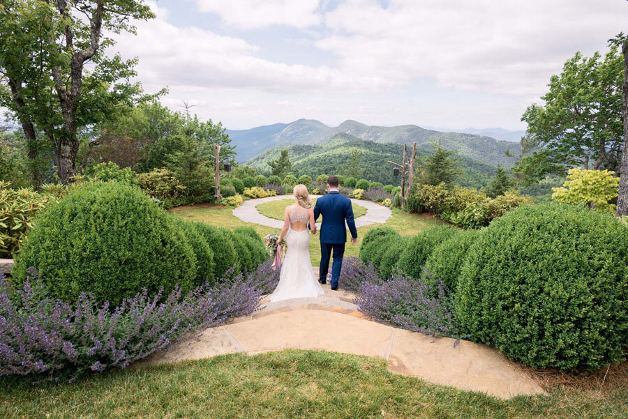 Rockwood-Lodge-Bride-and-Groom-Portraits_Asheville-Event-Co.jpeg