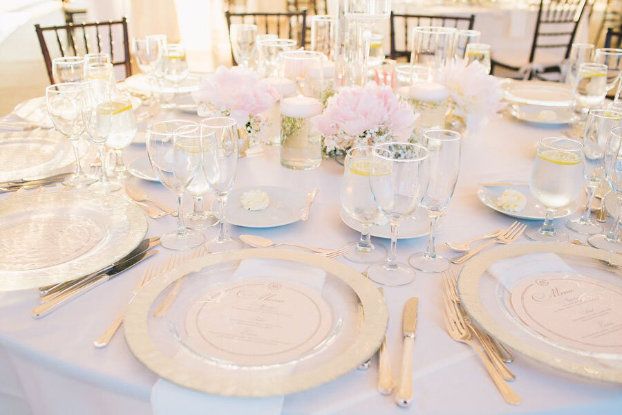 White-Blush-Wedding-Tablescape_Asheville-Event-Co.jpeg