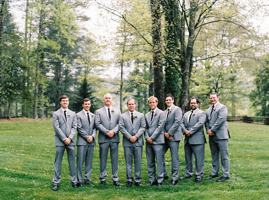 Groomsmen-in-Gray-Suits_Perry-Vaile-Photography.png