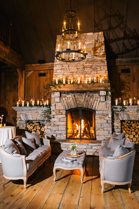 Wedding-Reception-Fireplace-Lounge_VUE-Photography.png