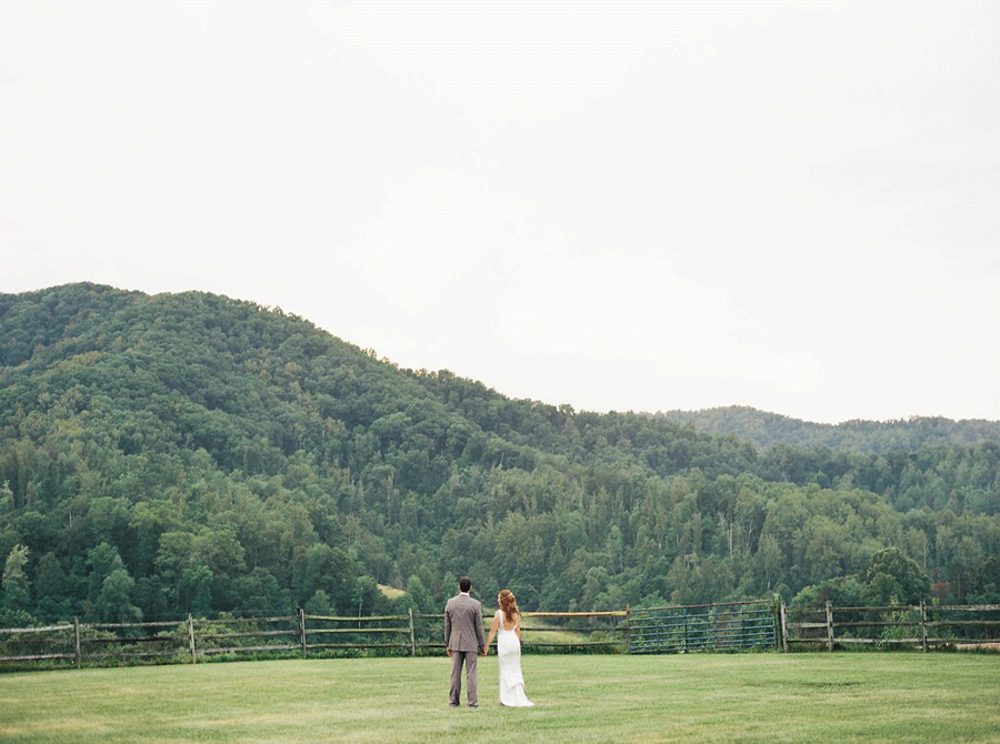 Claxton-Farm-Wedding_Bride-and-Groom-with-Mountains.png