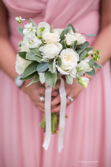 Cream-Bouquet-with-Pink-Bridesmaid-Dress_Melissa-Maureen-Photography.jpeg