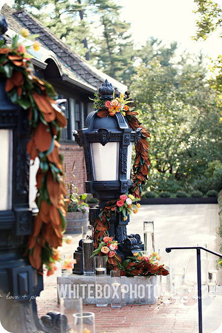 deerpark-biltmore-entrance-floral-detail-wedding.jpeg