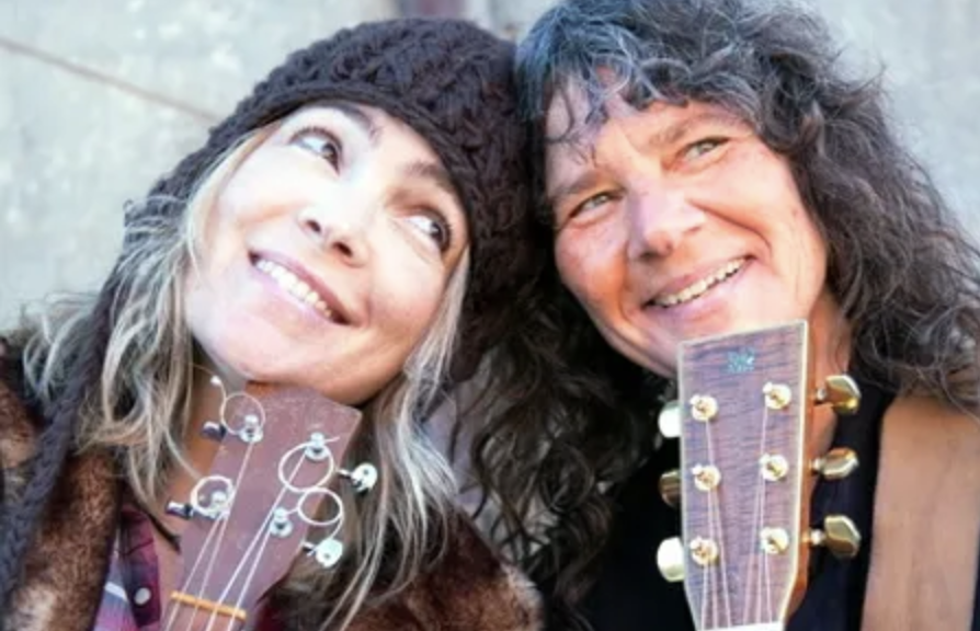 Nina Gerber & Chris Webster in the Amphitheater