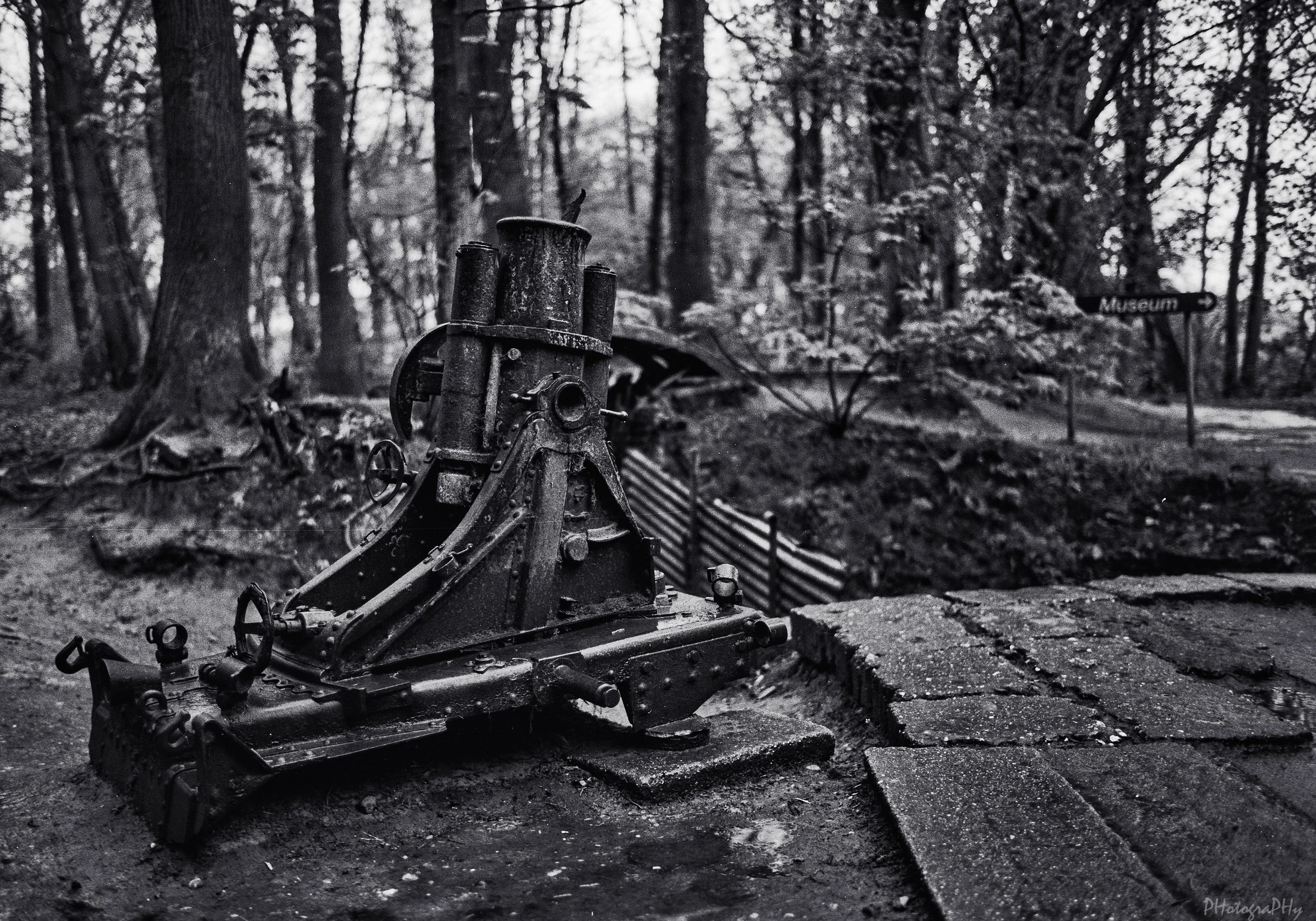 Westfront_Acros_II_Leica_M4_24.jpg