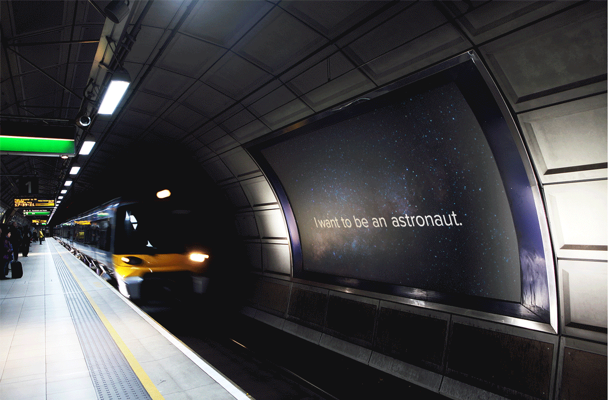 subway-accountant-mock.gif