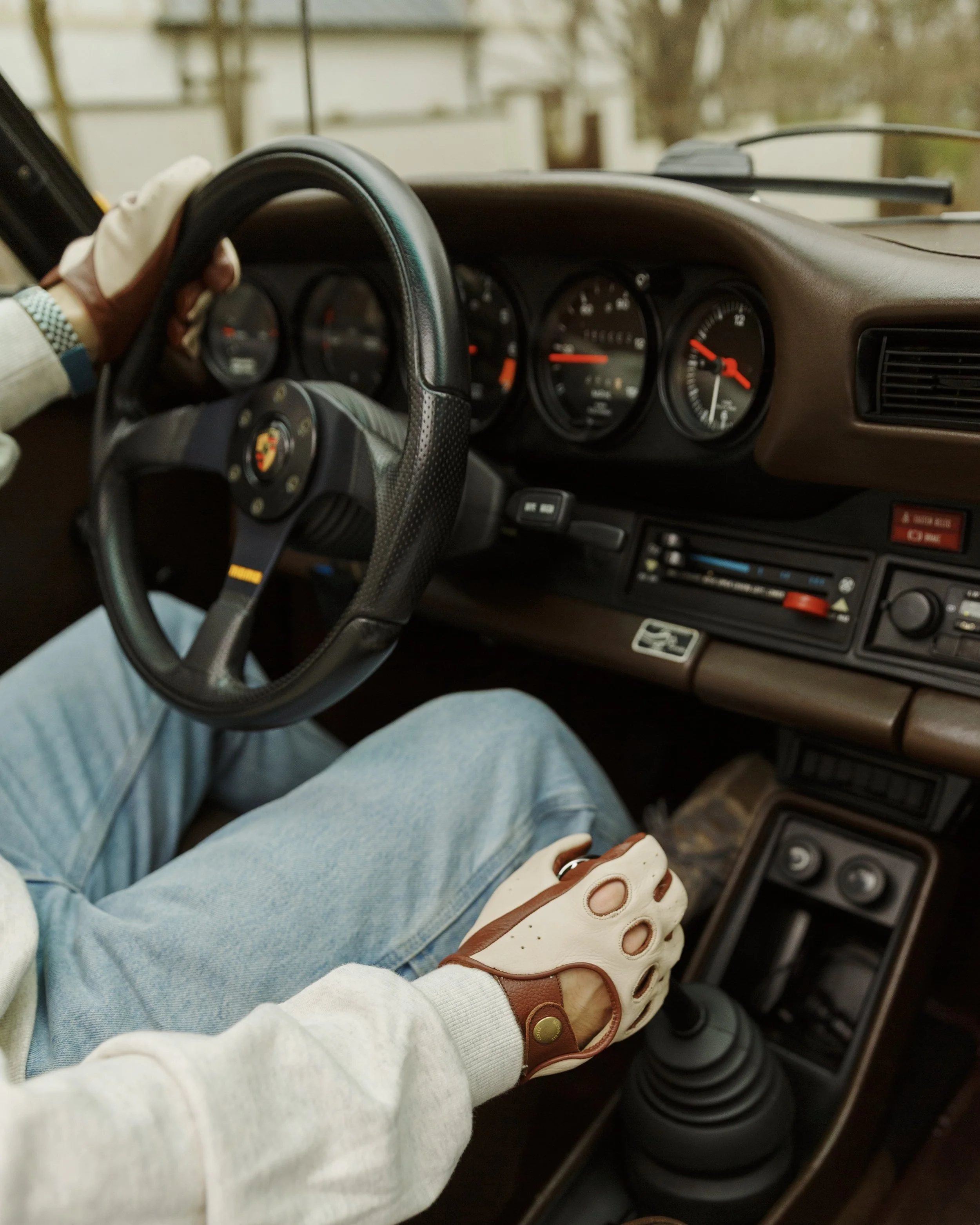 Porsche-911-brown-bee-coffee-providence-rhode-island-rachel-denise-photo-brand-photography-classic-cars-2.jpg