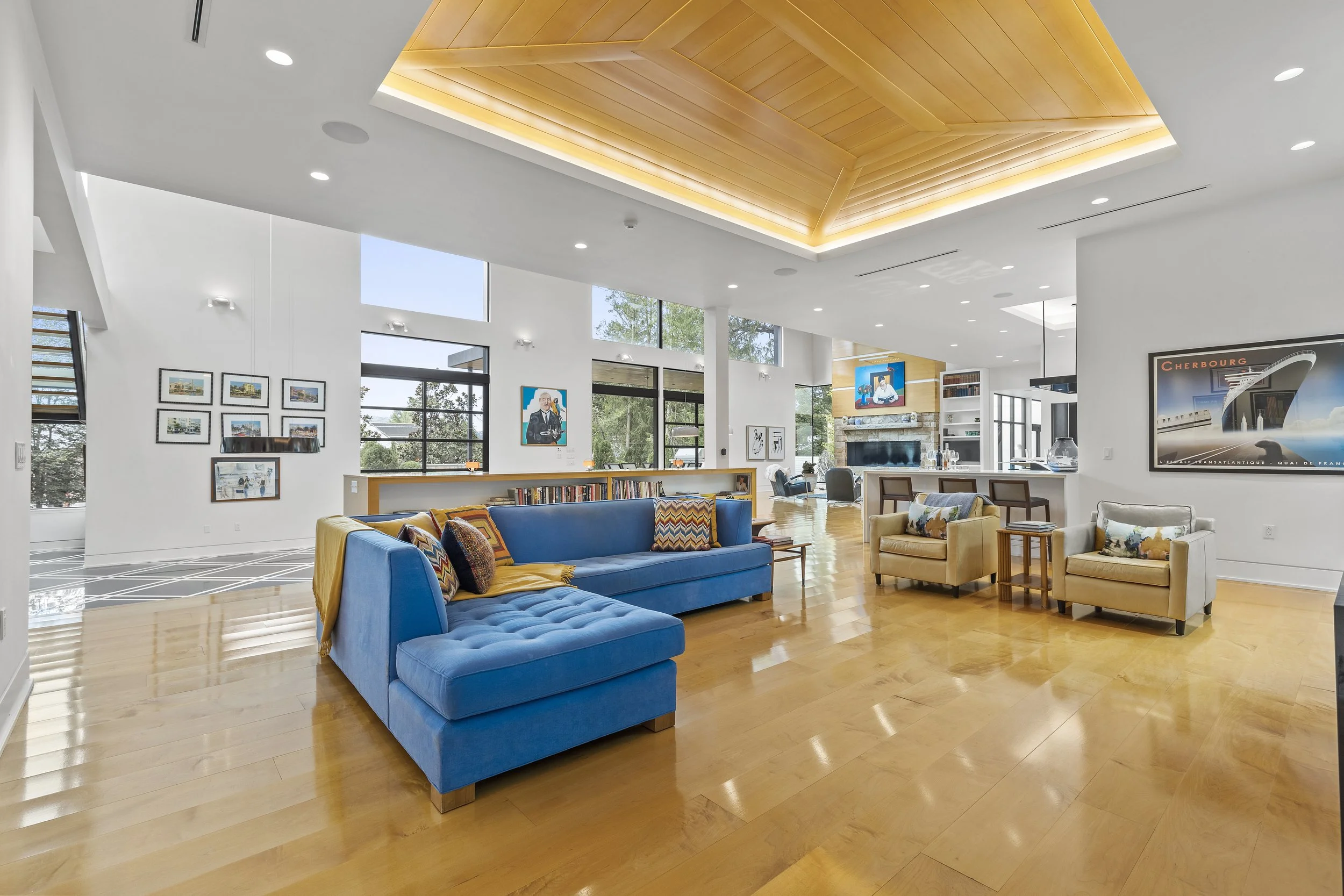 House of the Week: Style, Luxury and Beauty Make Up This Contemporary Sewickley Home 