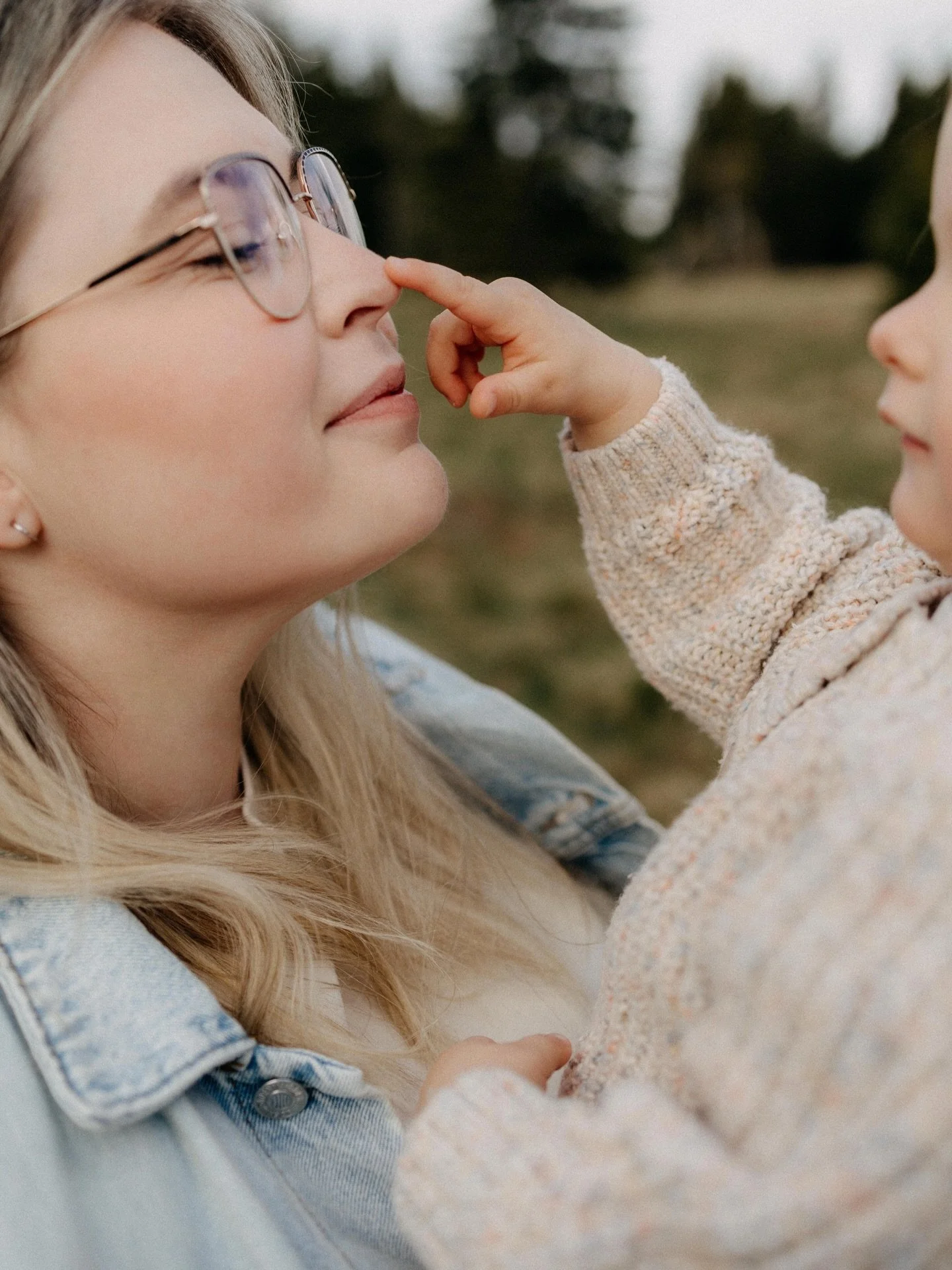 Idealni cas na vyfoceni vasi rodiny? Prave ted. Ne AZ. Ale TED. Vazne. 🤎
Mensi uz nebudou.🥹

#rodinnafotografkamost #fotografmost #fotografusteckykraj #takhlevypadalaska #newbornfotografkamost
