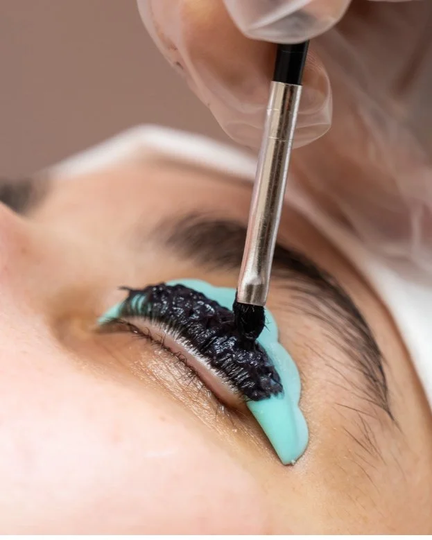 eyelash lift & tint