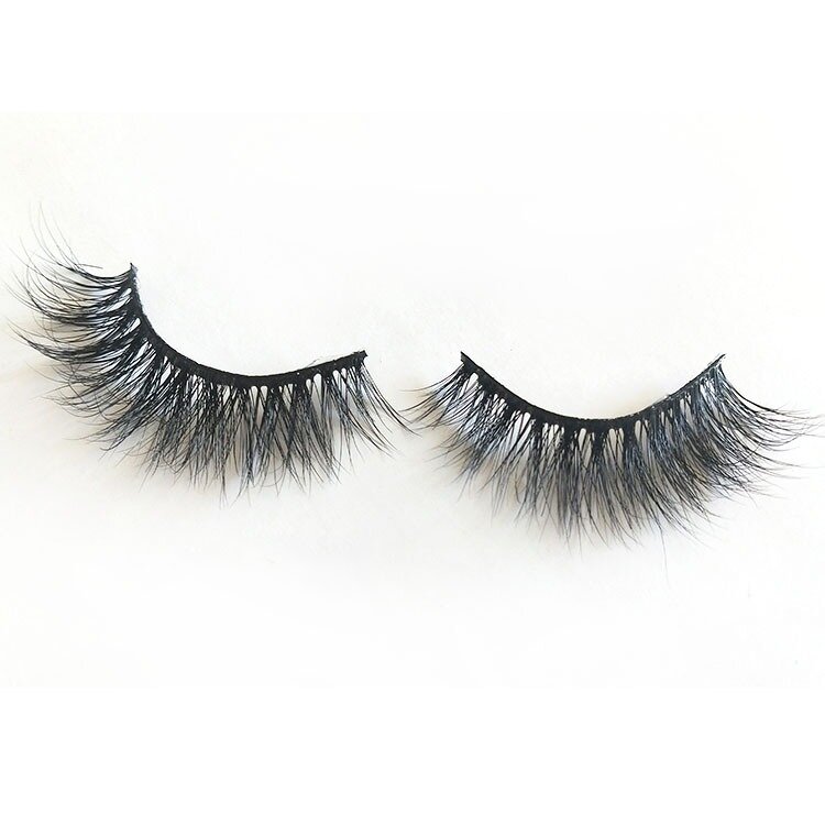 Pia Luxury Eyelashes
