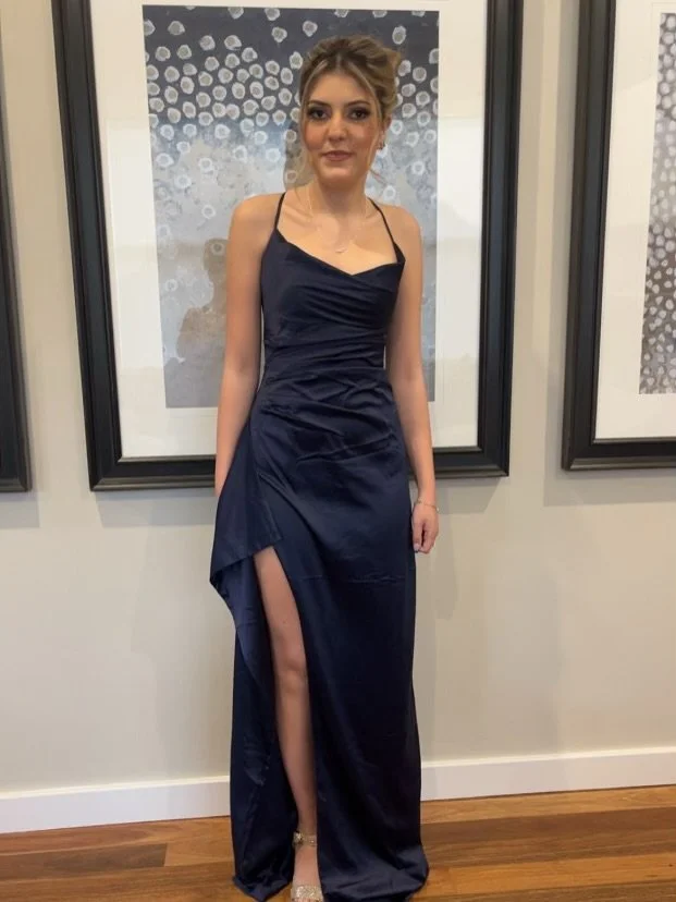 FORMAL 👩&zwj;🎓
Stunning Talia 😍
@taliaaturnerr 
 

#beauty #makeupartist #party  #sydneymakeup #smokey #smokeyeye #sydneymakeupartist #wakeupandmakeup #natural #naturalbeauty #hairstyles #hairstyle #formalhairstyle #naturalmakeup #formalmakeup #ha