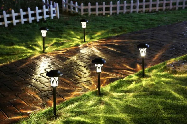 Solar Garden Decorative Lights Add A Lot Of Fun To The Garden At Night