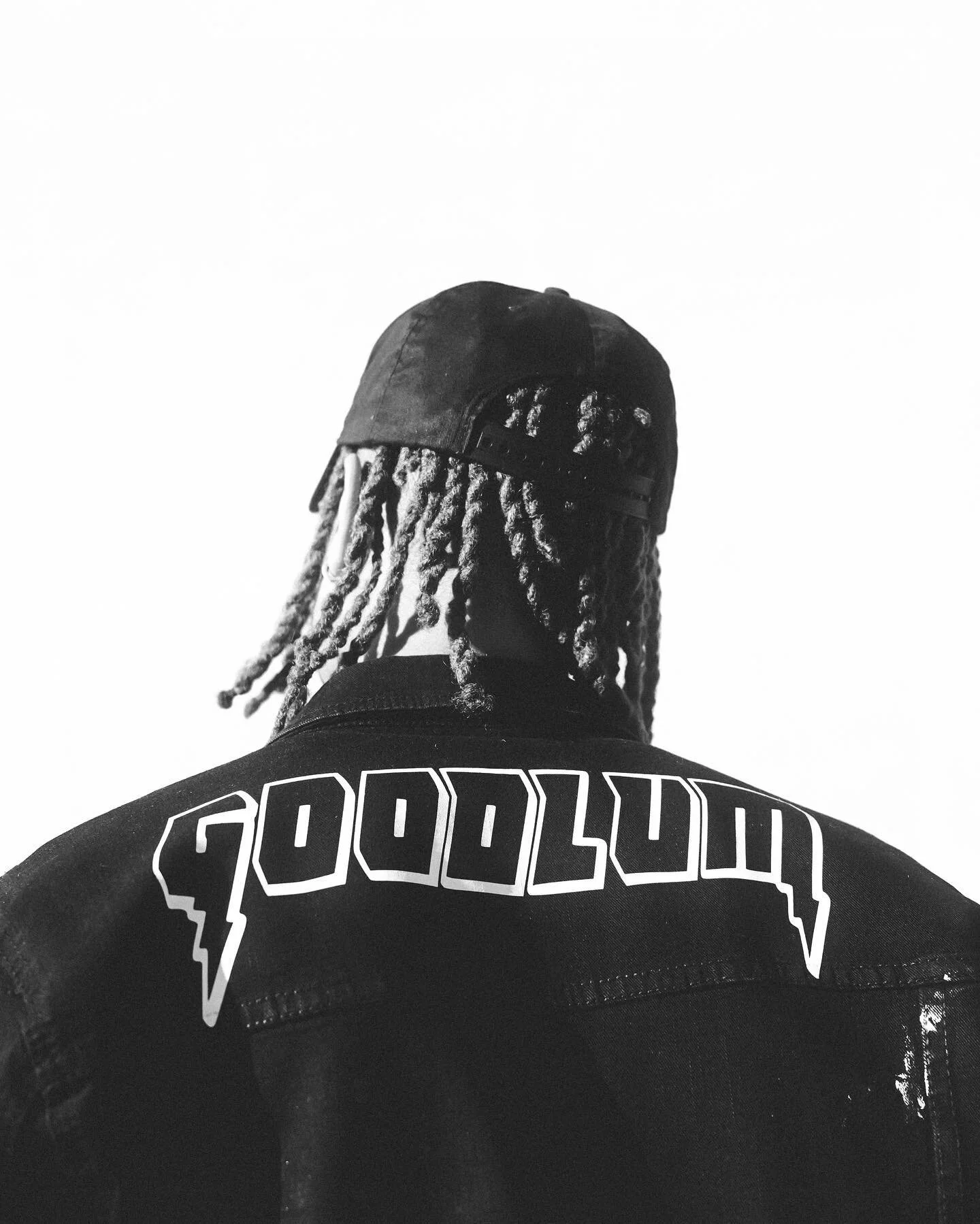 D R E W T Y R EL x  G O O D L U M

.
.
 #fashionmodel #portrait_trends #modelagency #portraitphotographer #fashionstyle #portrait_vision #colorportrait #film_magazine #hiphopmusic #35mm_film #portrait_captures #portraitmodel #filmportrait #kodakgold2