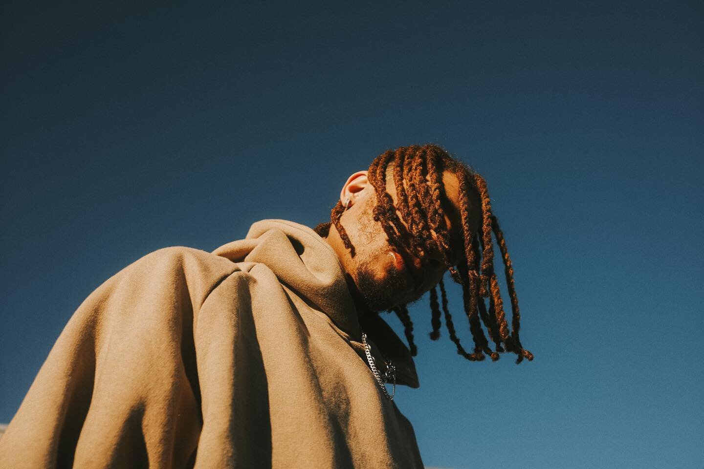 D R E W T Y R E L L 
.
.
.
 #rap #portrait_trends #modelagency #portraitphotographer #fashionstyle #portrait_vision #modelling #film_magazine #modeling #vintageclothing #portrait_captures #portraitmodel #filmportrait #modelshoot #35mm_film  #mediumfo