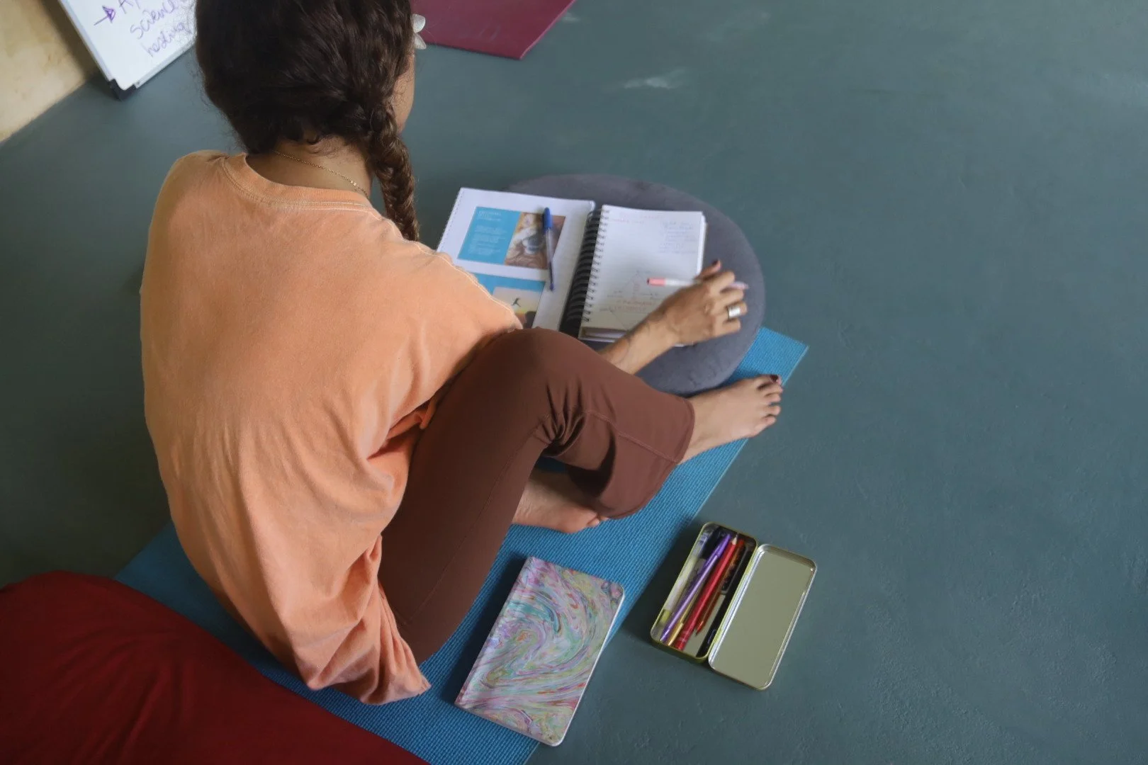 Digital Detox: When the Noise Around You Becomes the Noise Within You