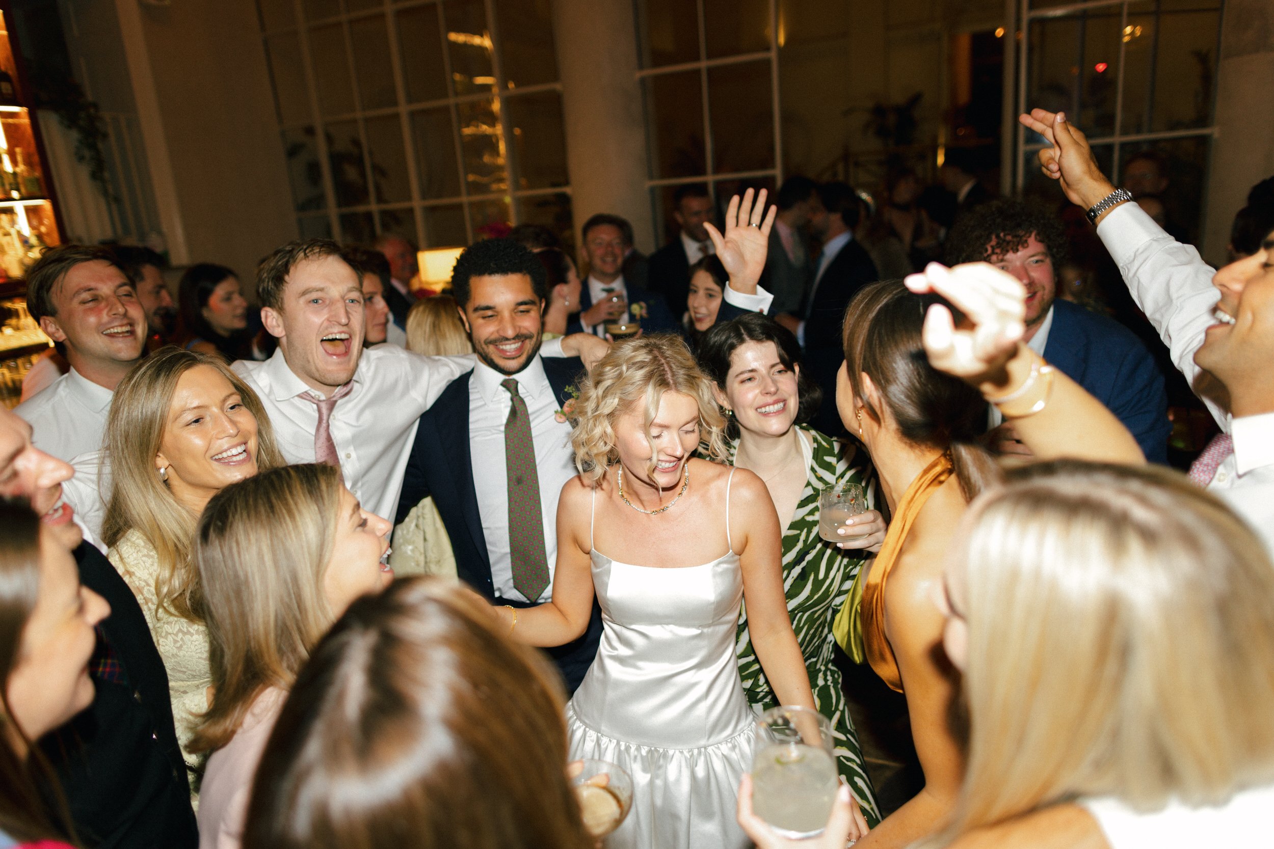 203527-1L1A7035-RROld Sessions House Wedding London.jpg