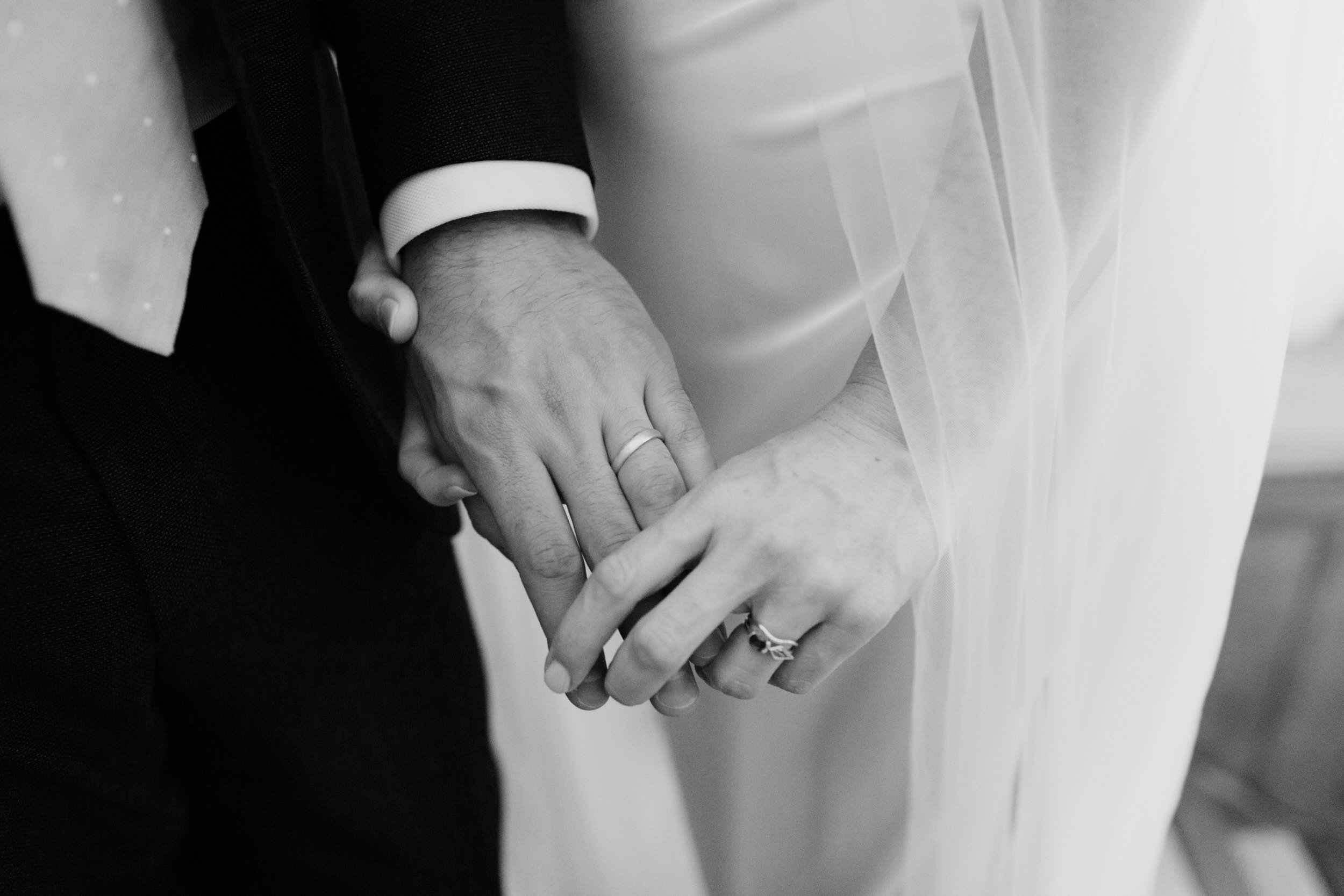15-40-08-0132-M&W.jpg