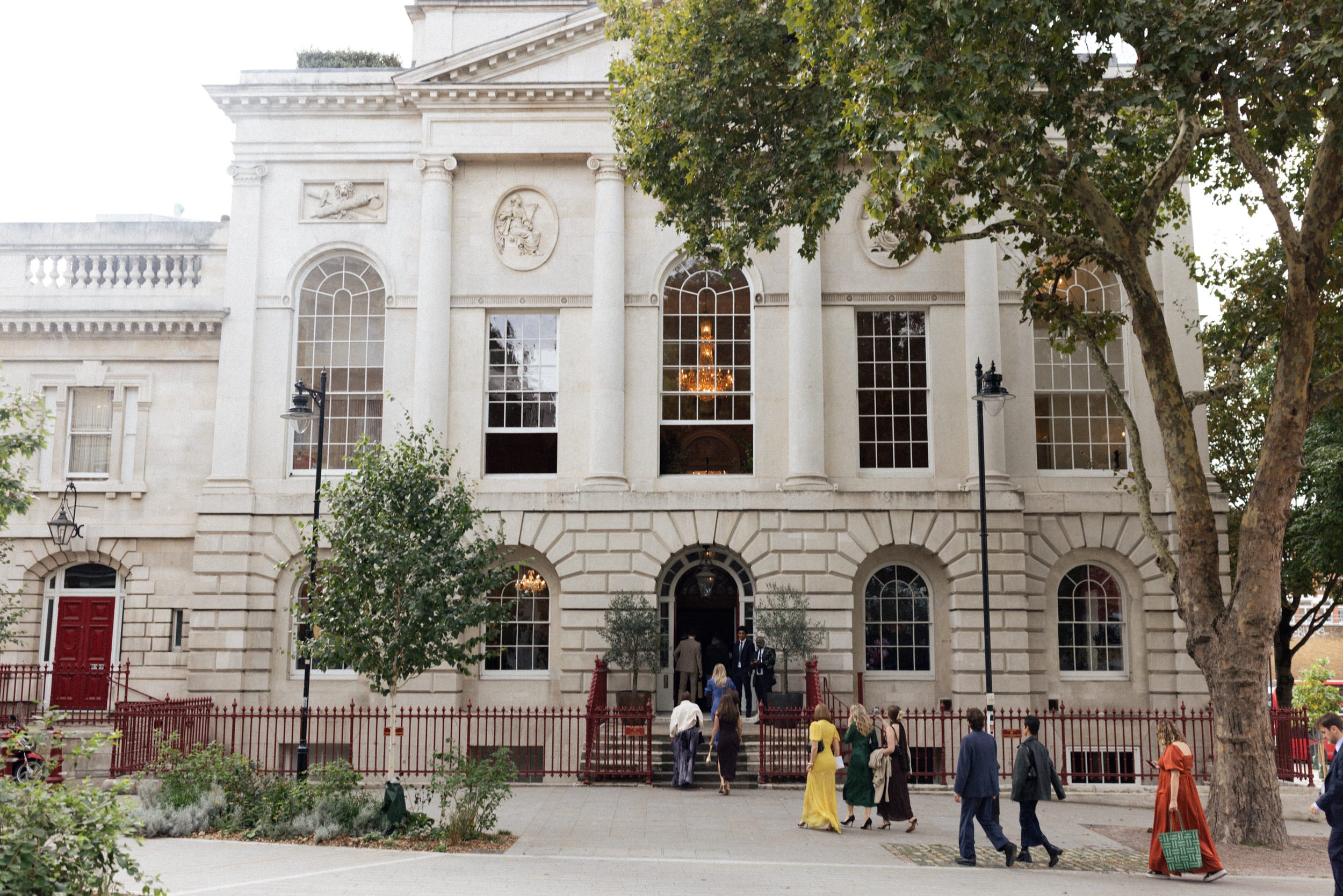 133520-1L1A3325-RROld Sessions House Wedding London.jpg